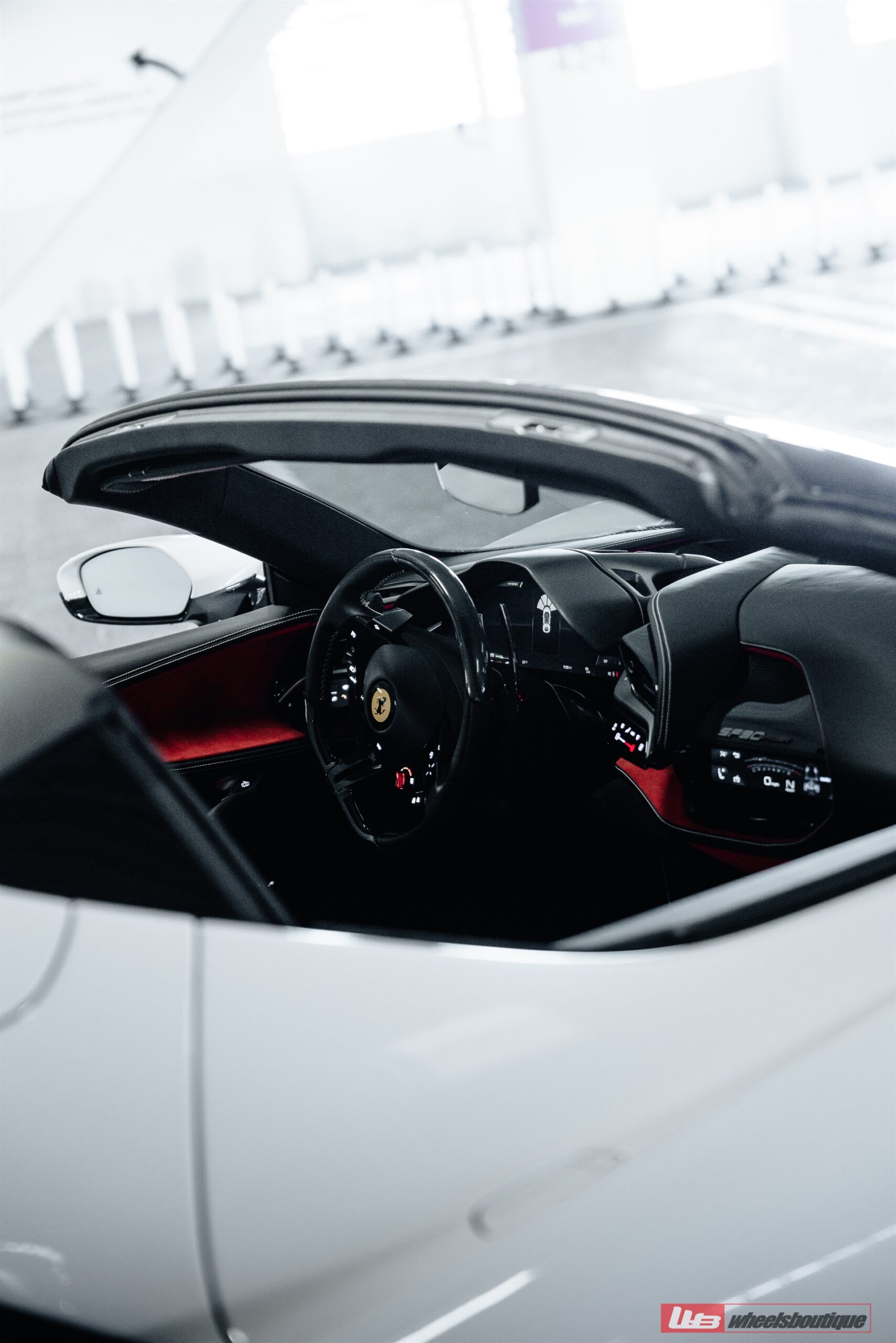 Ferrari SF90 Spider | Bianco Avus | on ANRKY AN10 | Satin Brushed Gunmetal