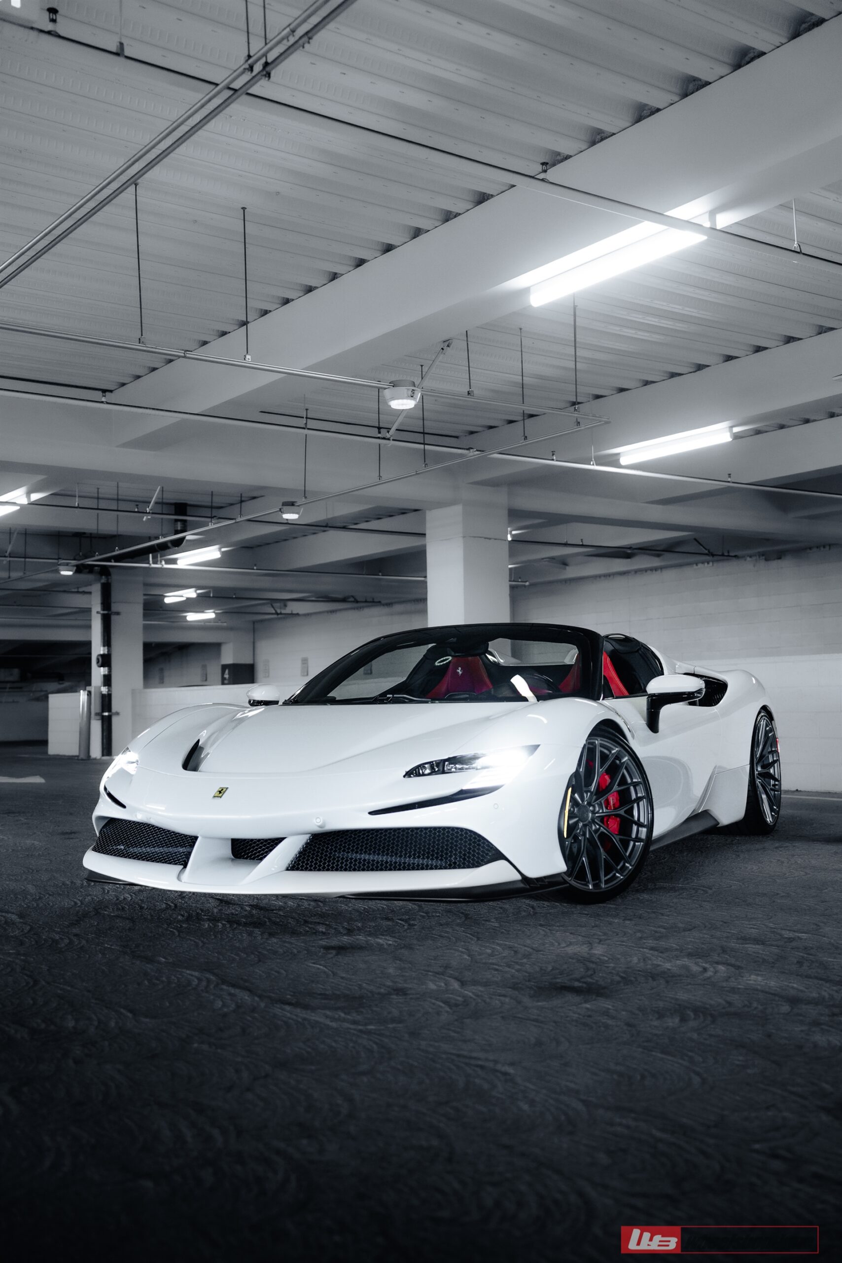 Ferrari SF90 Spider | Bianco Avus | on ANRKY AN10 | Satin Brushed Gunmetal