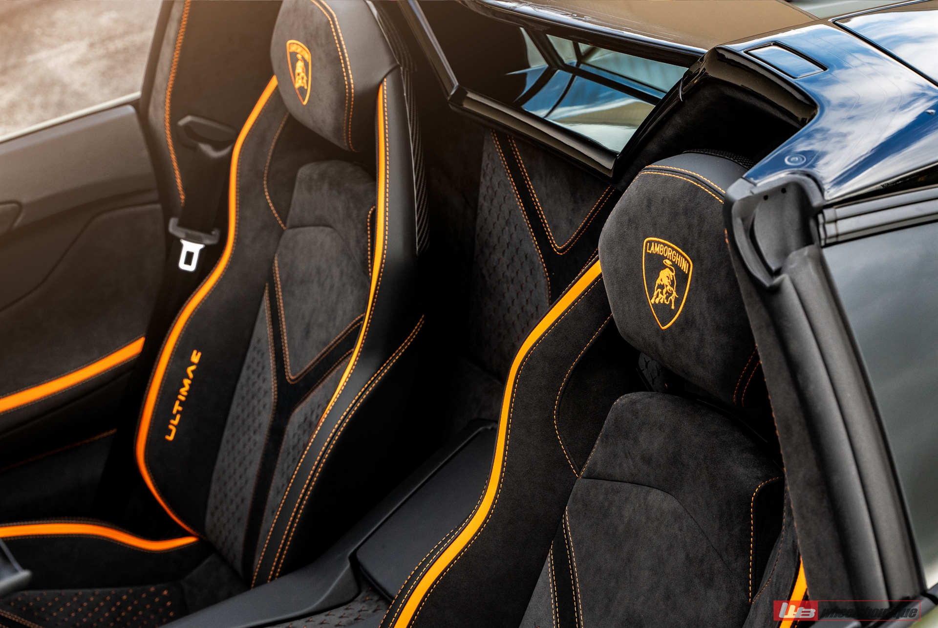 Lamborghini Aventador Ultimae Roadster | | on ANRKY RS.3C | Satin Gold