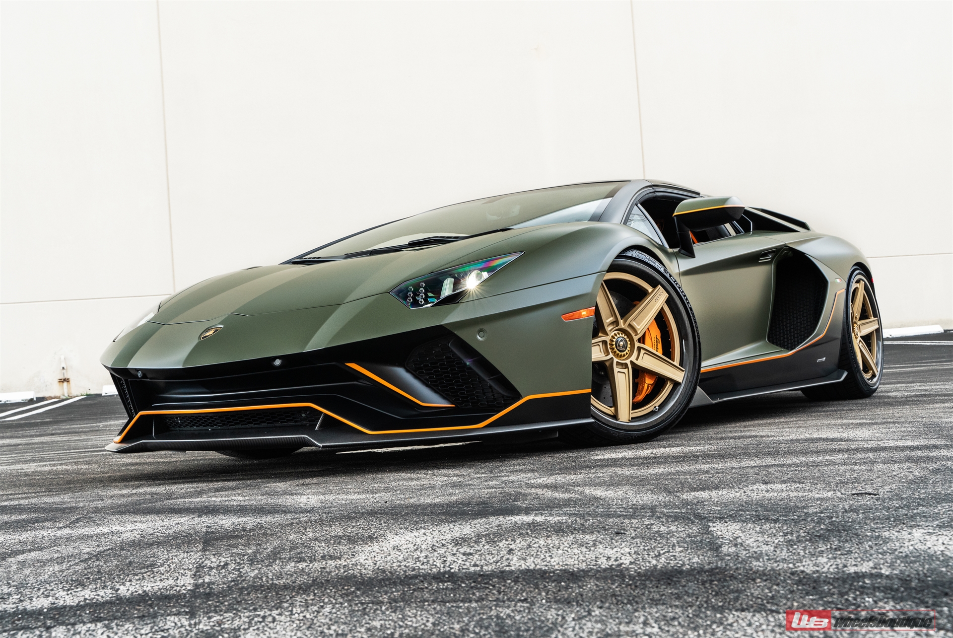 Lamborghini Aventador Ultimae Roadster | | on ANRKY RS.3C | Satin Gold