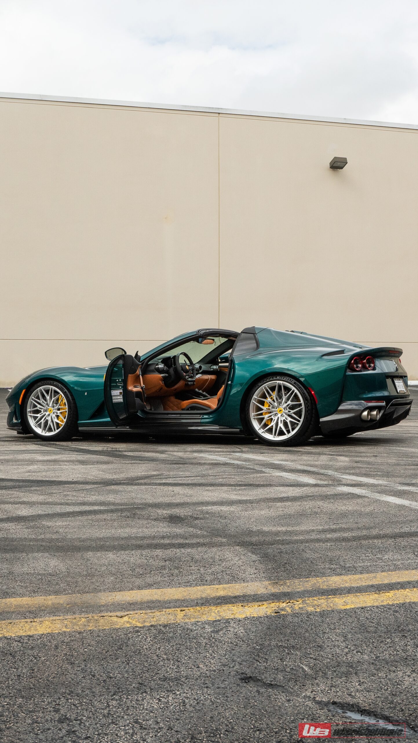 Ferrari 812 GTS | Verde Tracy | on ANRKY S1-X1 | Brushed Clear