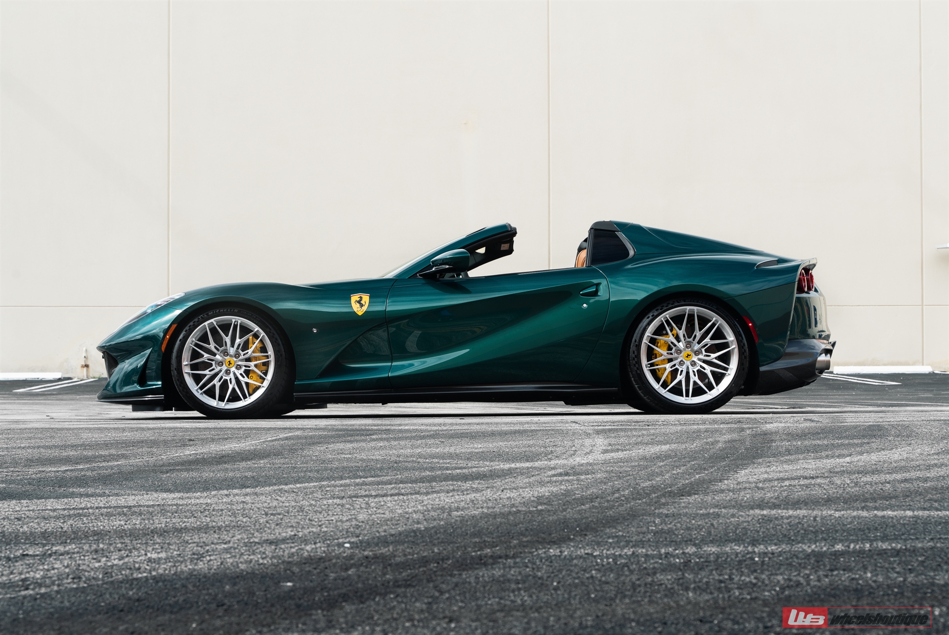 Ferrari 812 GTS | Verde Tracy | on ANRKY S1-X1 | Brushed Clear
