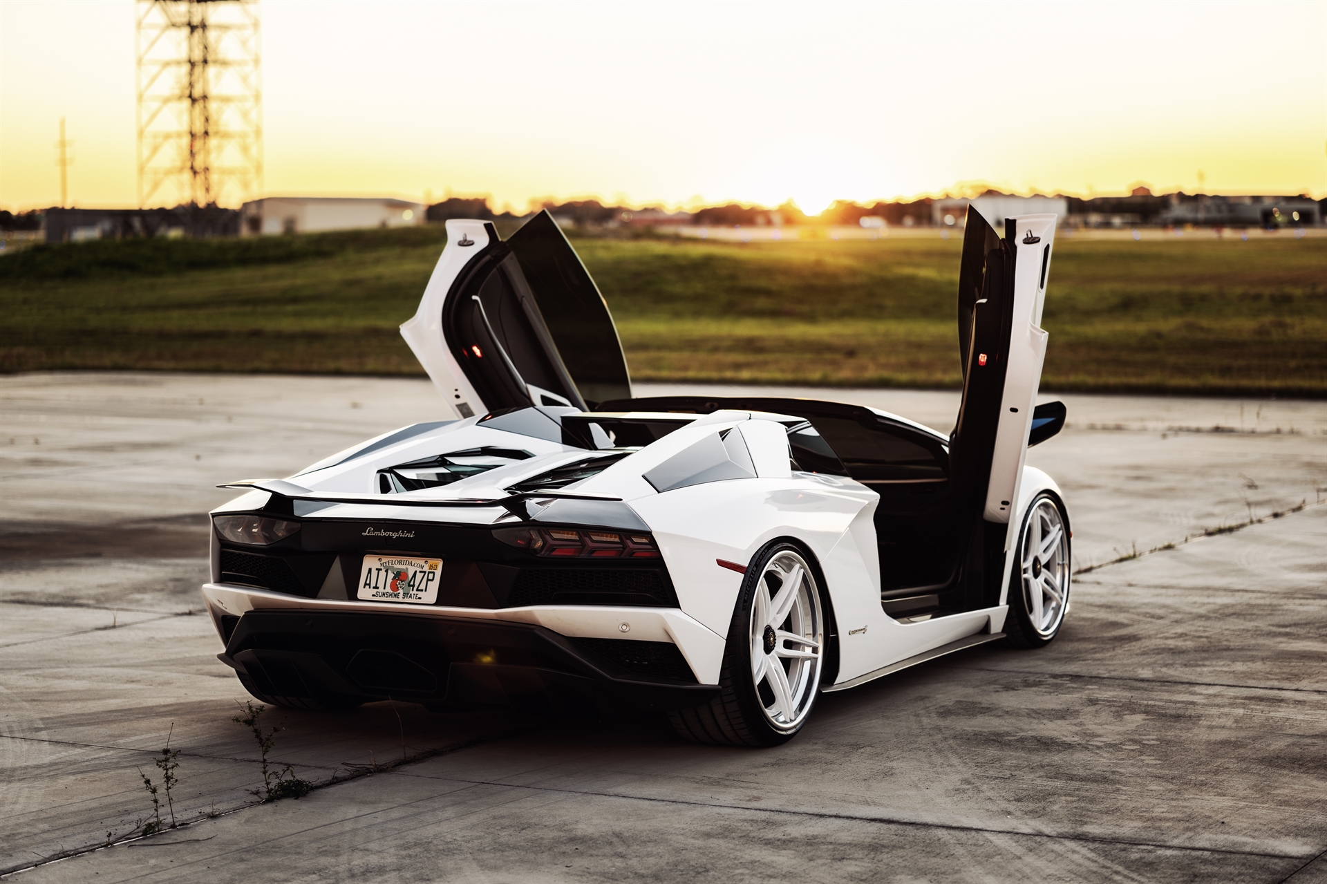 Lamborghini Aventador S Roadster | | on ANRKY AN37 | Gloss White
