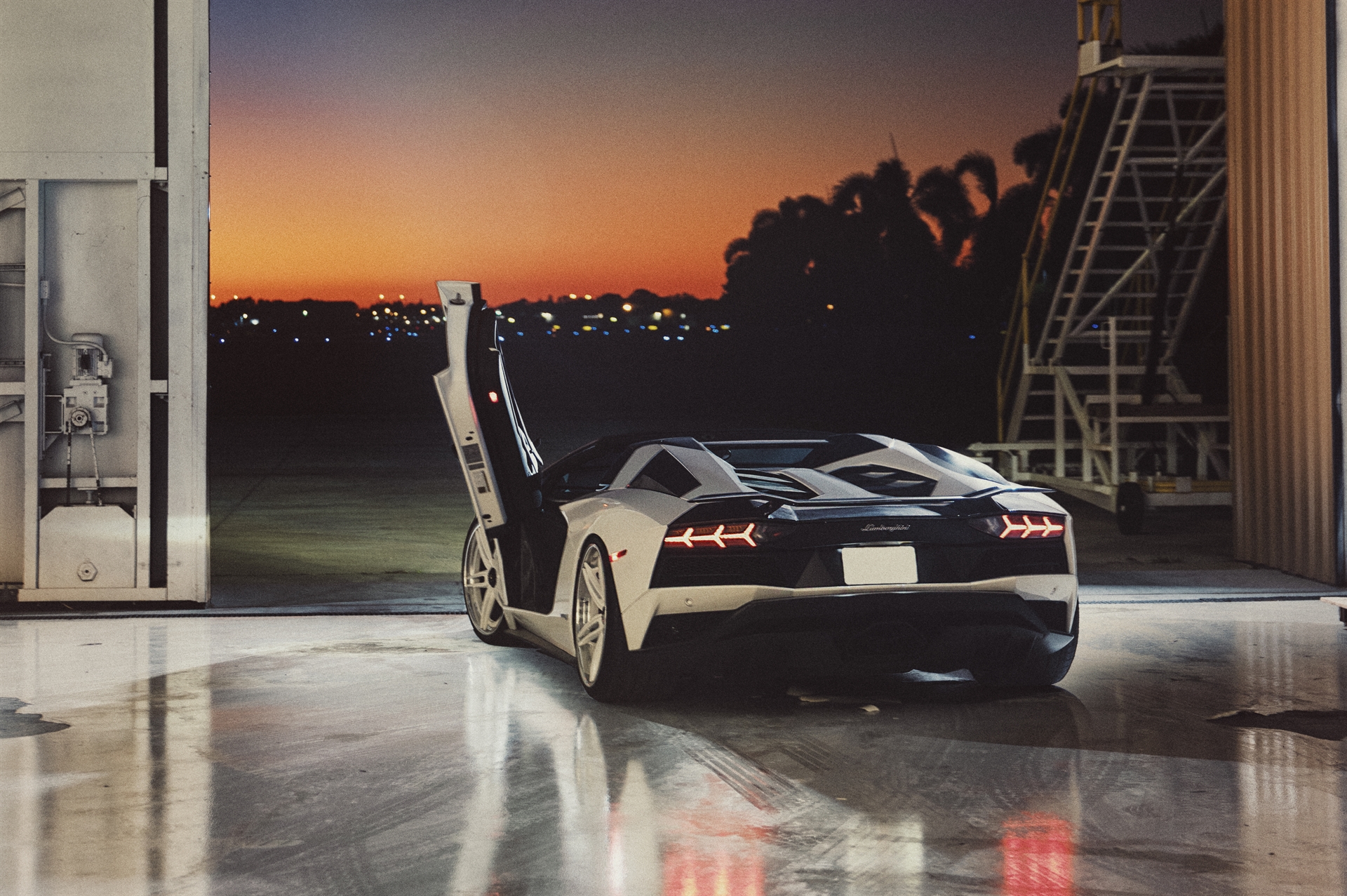 Lamborghini Aventador S Roadster | | on ANRKY AN37 | Gloss White