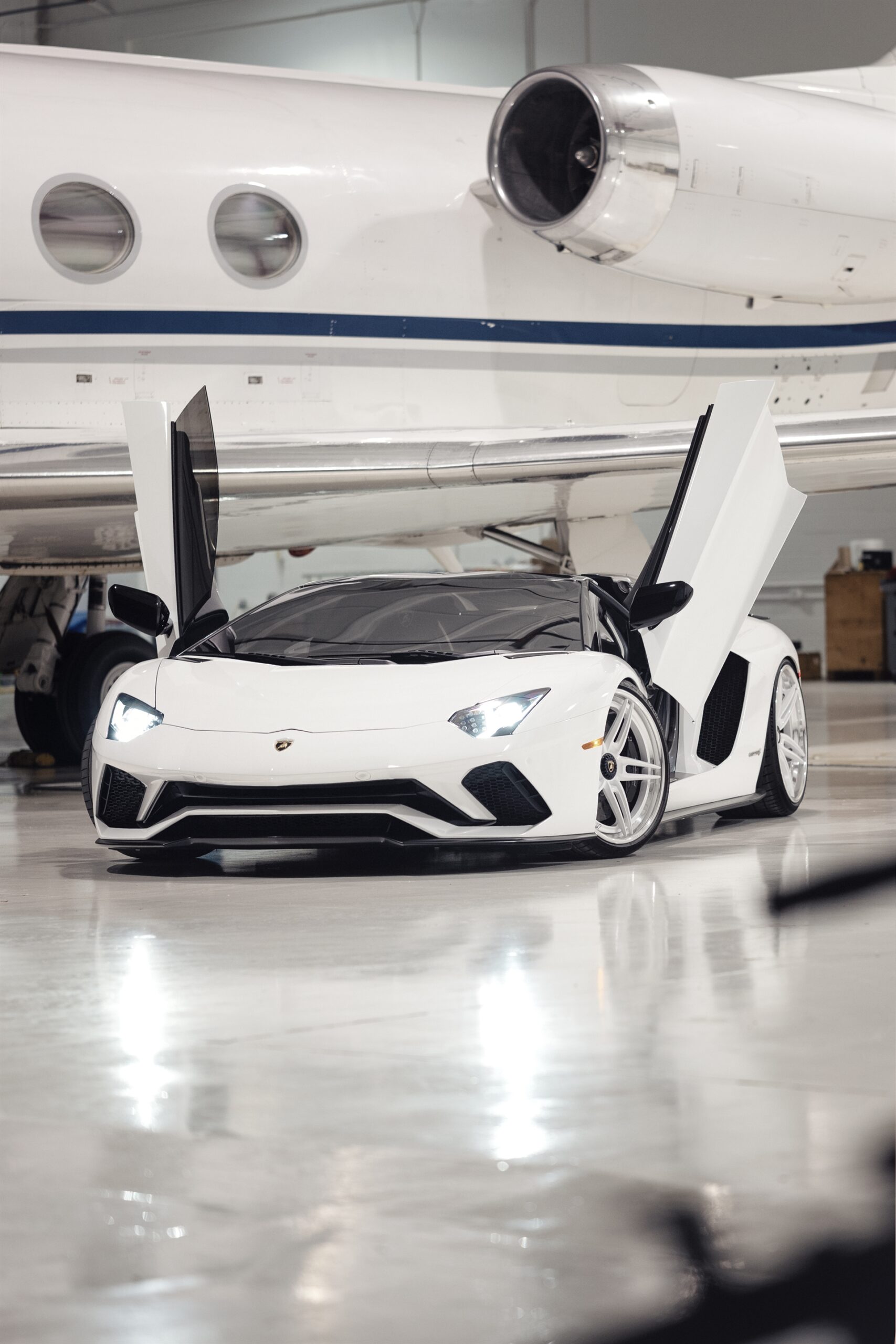 Lamborghini Aventador S Roadster | | on ANRKY AN37 | Gloss White