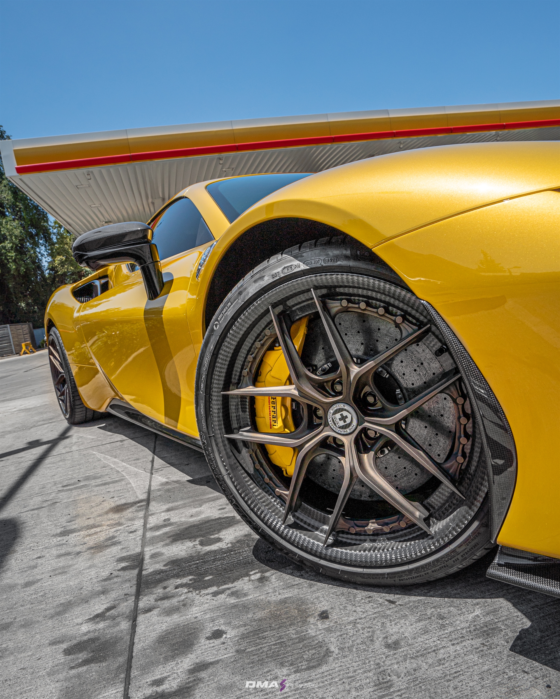 Ferrari SF90 Spider | Giallo Monte Carlo | on HRE HX101 | Satin Bronze