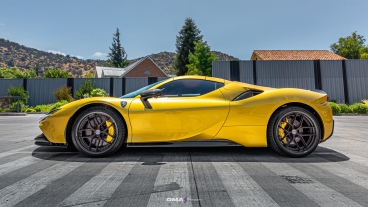 Ferrari SF90 Spider | Giallo Monte Carlo | on HRE HX101 | Satin Bronze
