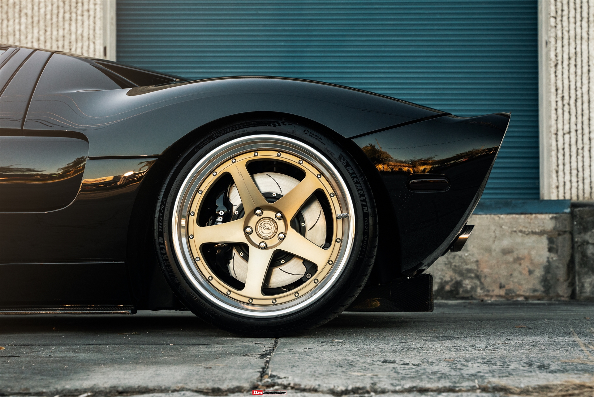 Ford GT MK1 | | on AL13 C005R | Satin Polished Gold