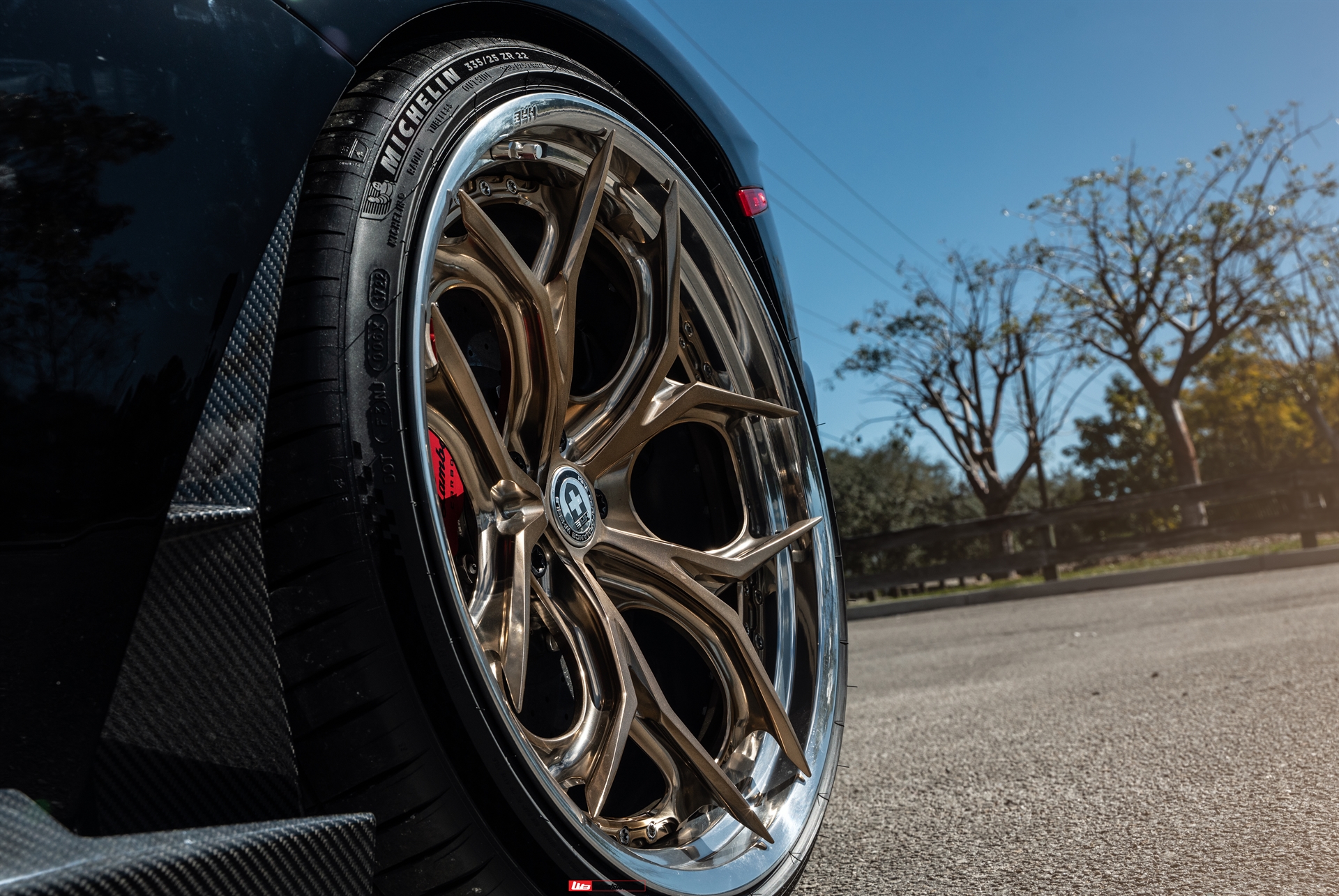1016 Industries: Aventador S | Nero Octis | HRE S111SC | Polished Champagne