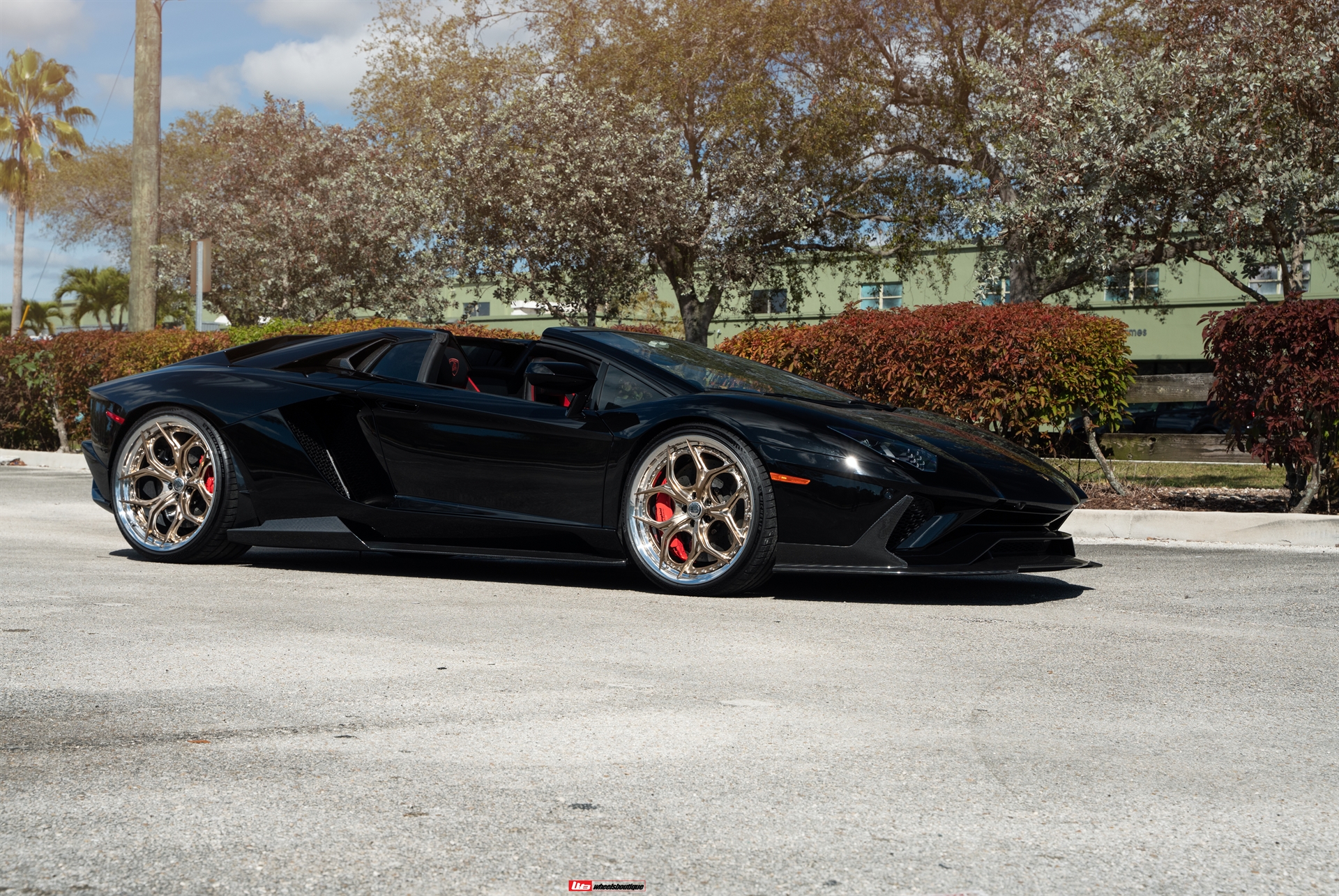 1016 Industries: Aventador S | Nero Octis | HRE S111SC | Polished Champagne