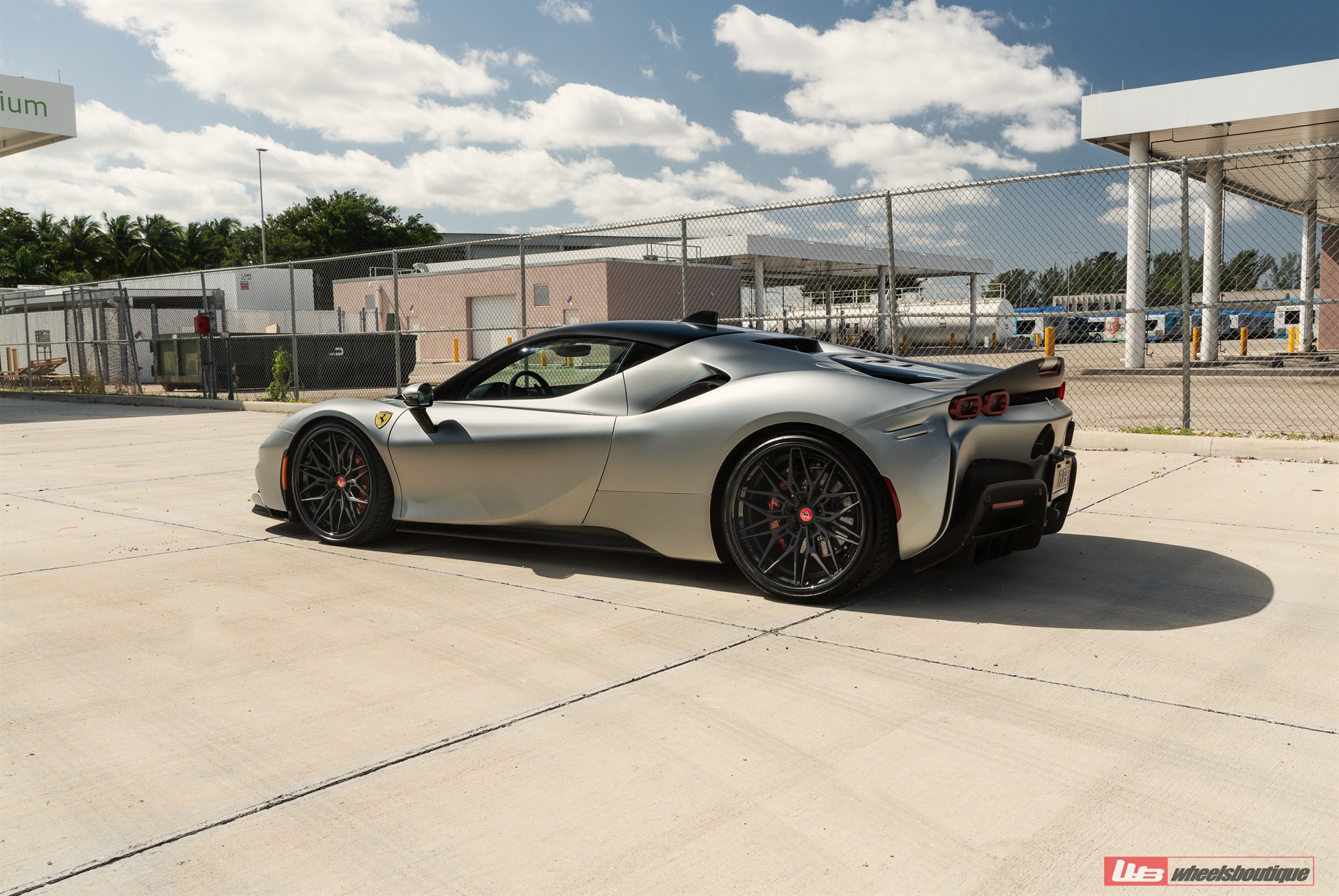 Ferrari SF90 | Grigio Titanio Opaco | on ANRKY S3-X1 | Satin Black