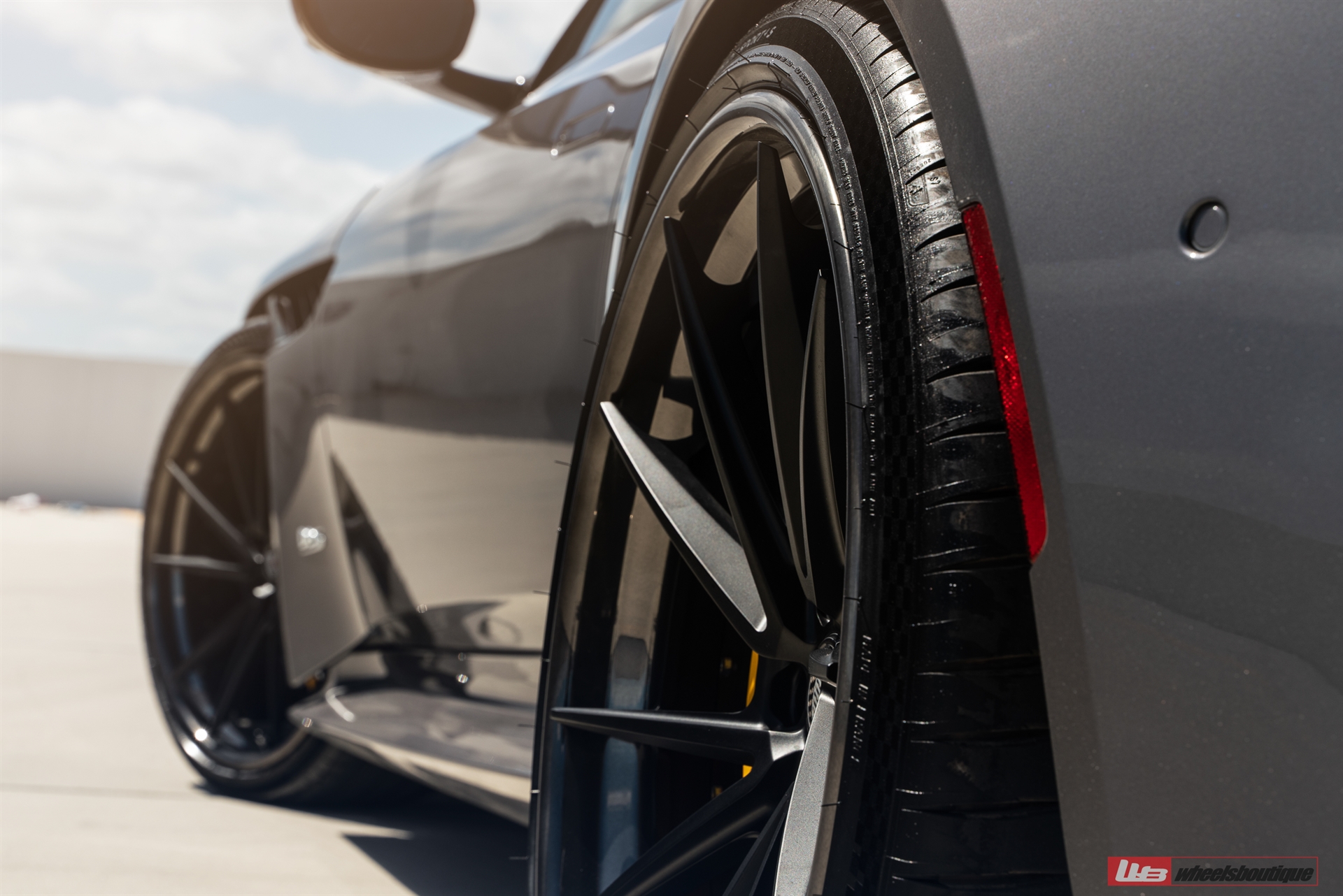ANRKY AN33 | Aston Martin DBS Superleggera