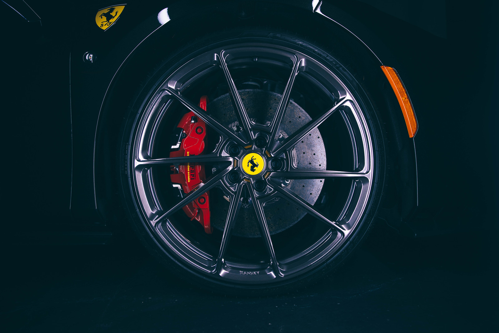 Ferrari F8 | Nero | on ANRKY AN13 | Mirror Polished Smoke