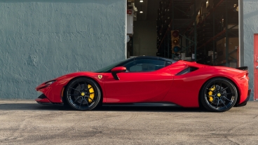 Ferrari SF90 Spider | Rosso Corsa | on Novitec NF10 ZV | Gloss Black