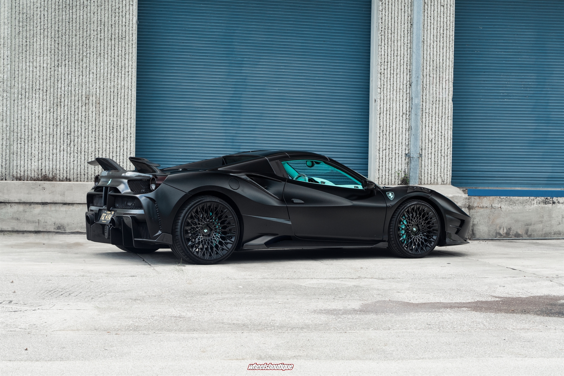 Mansory 488 Spider | Nero Opaco | on AL13 S020 | Gloss Black