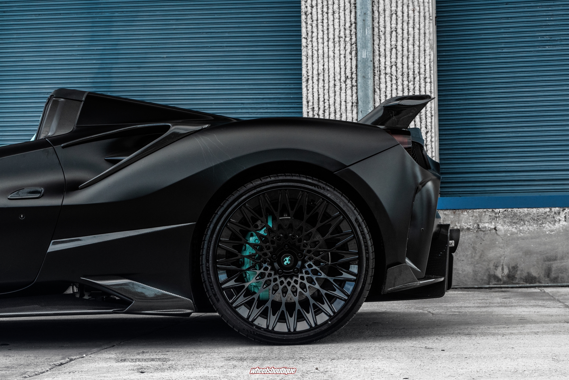 Mansory 488 Spider | Nero Opaco | on AL13 S020 | Gloss Black