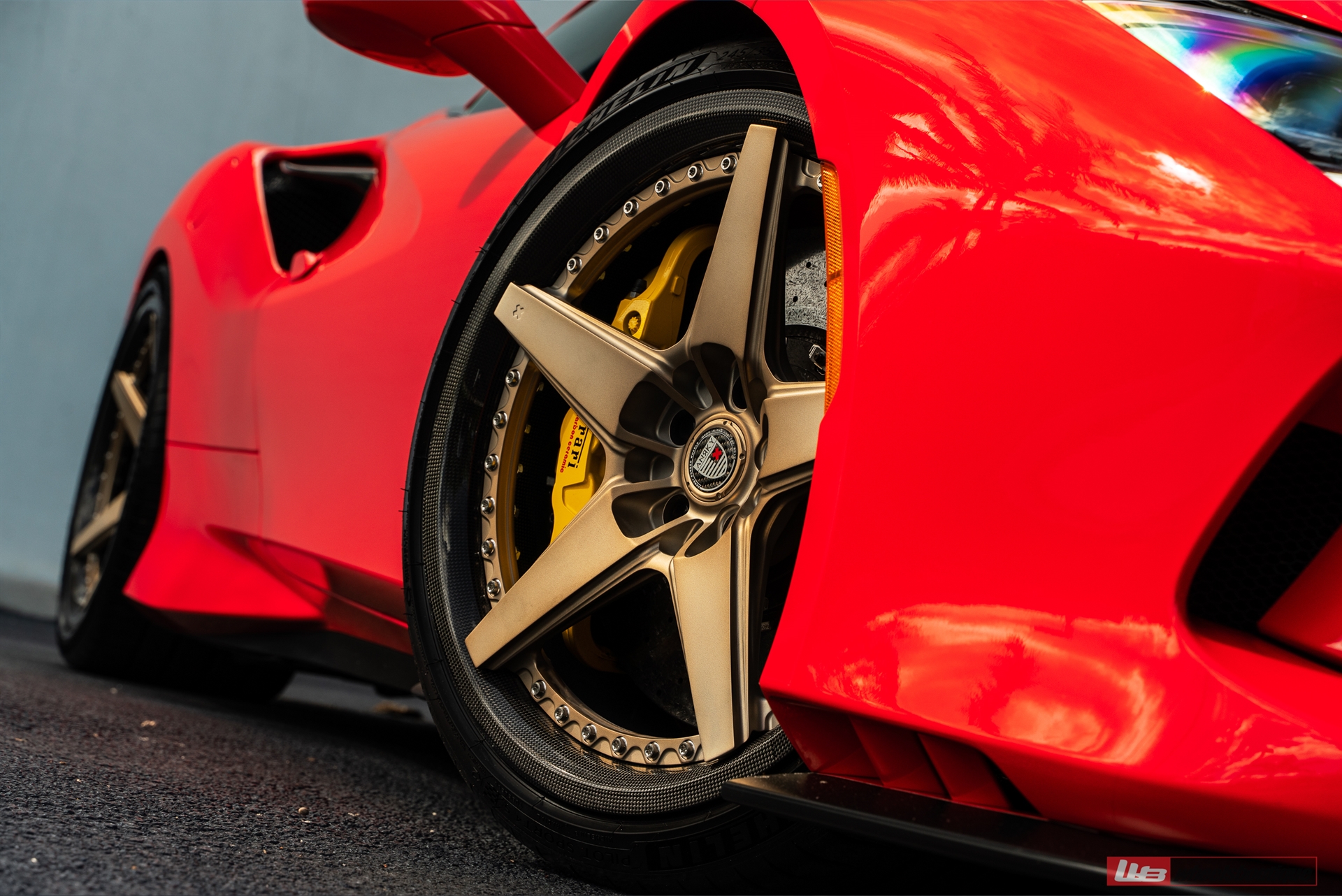 Ferrari F8 | Rosso Corsa | on ANRKY RS5.3C | Frozen Polished Champagne