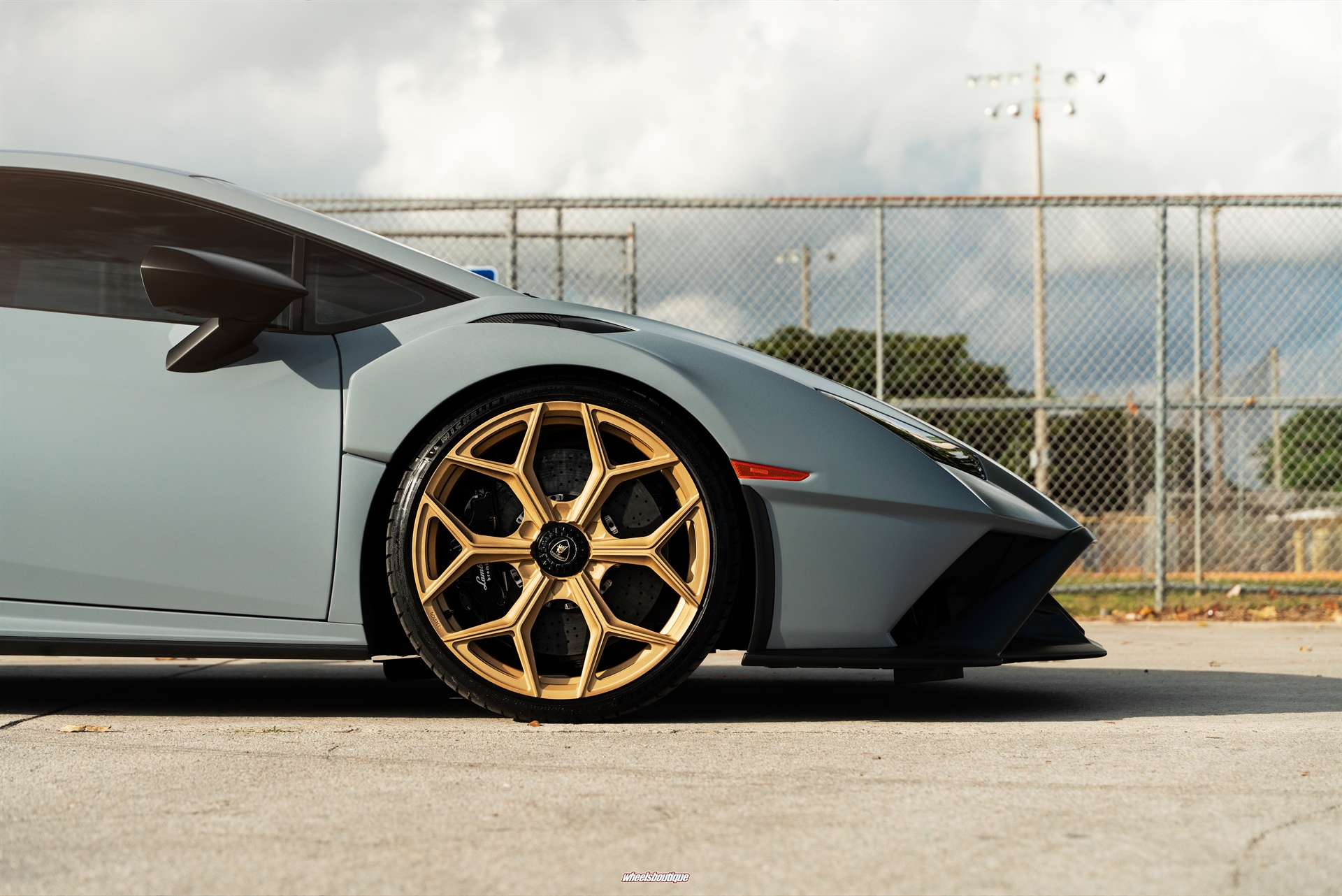 Lamborghini Huracan STO | | on Novitec NL4 | Satin Gold