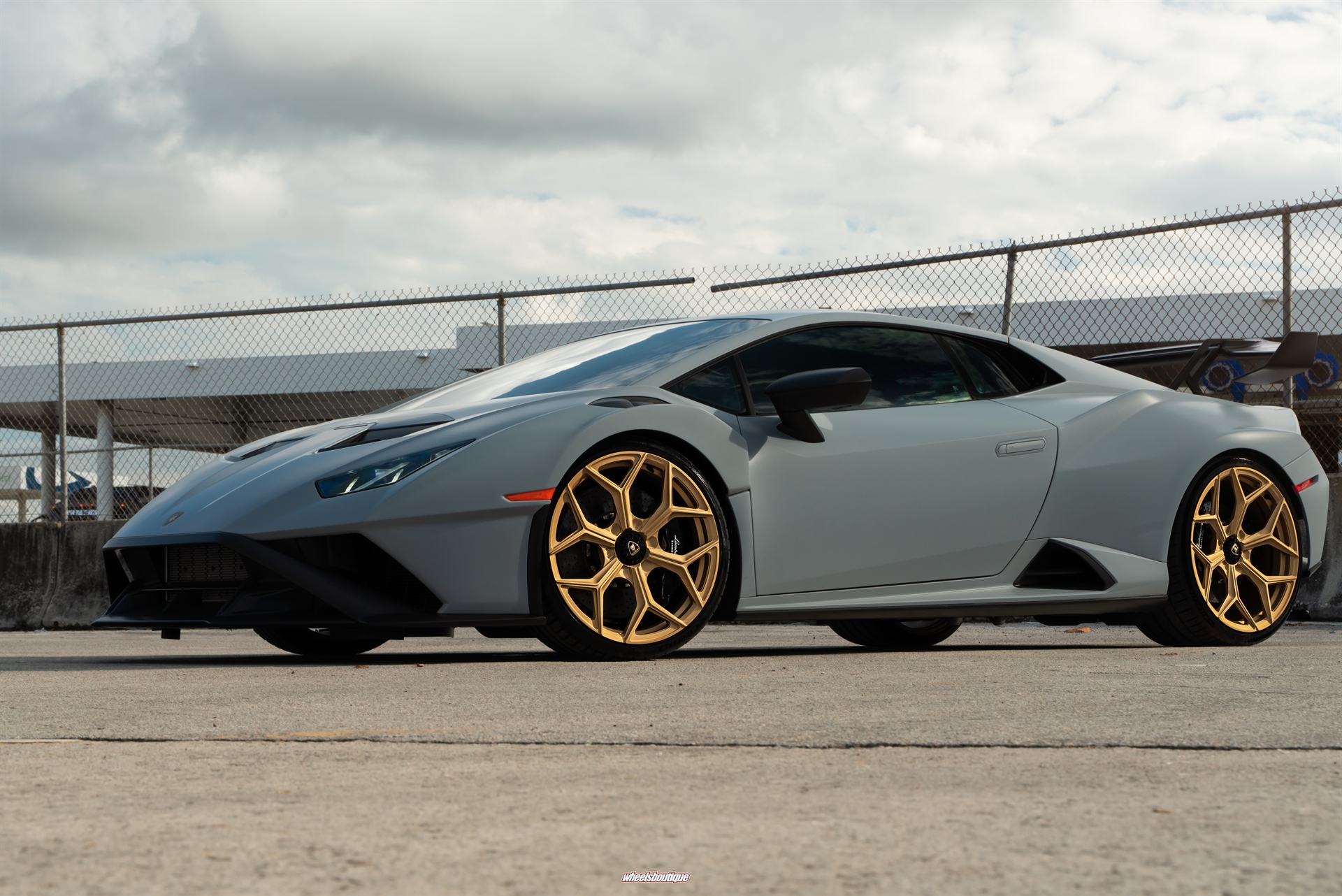 Lamborghini Huracan STO | | on Novitec NL4 | Satin Gold
