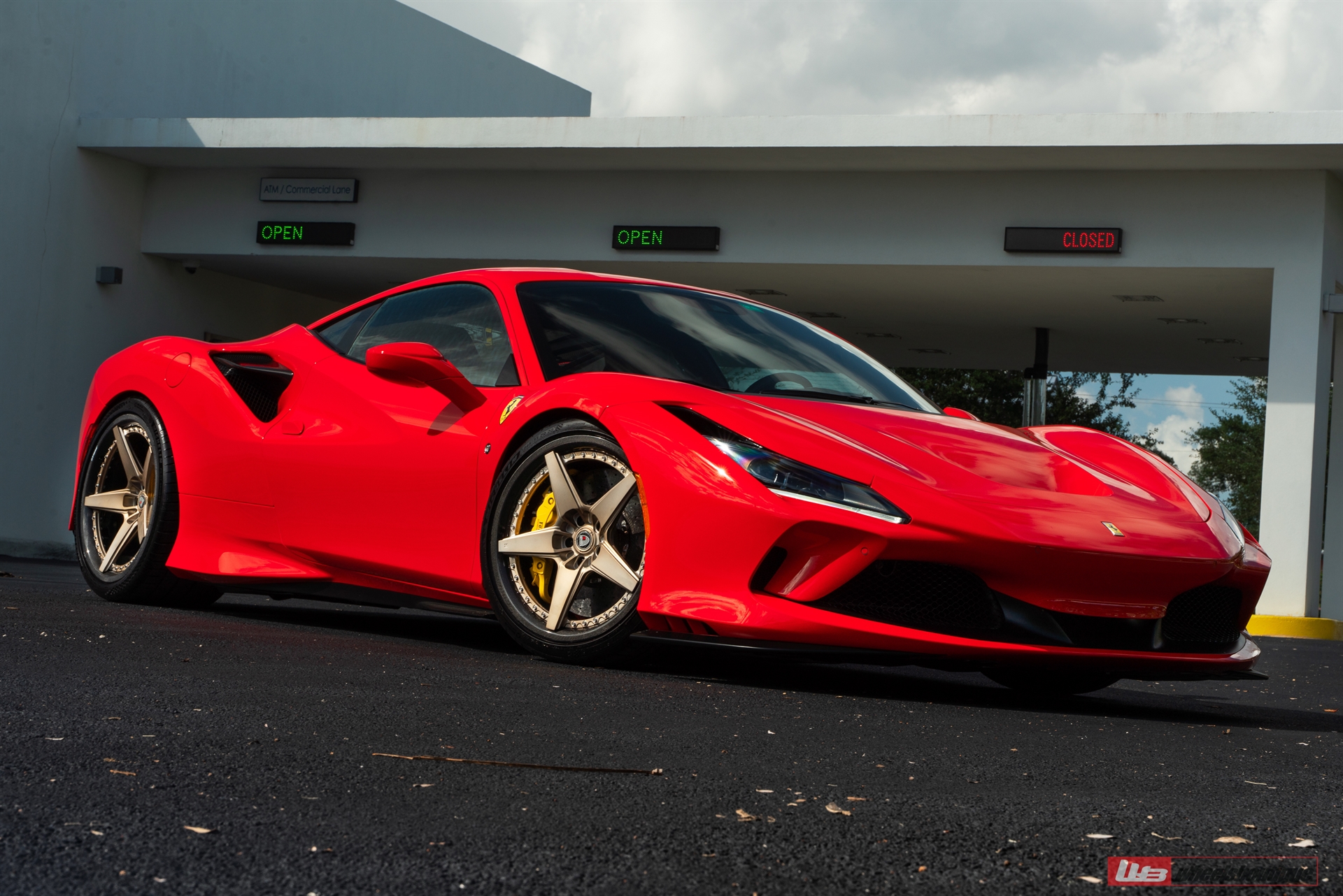 Ferrari F8 | Rosso Corsa | on ANRKY RS5.3C | Frozen Polished Champagne