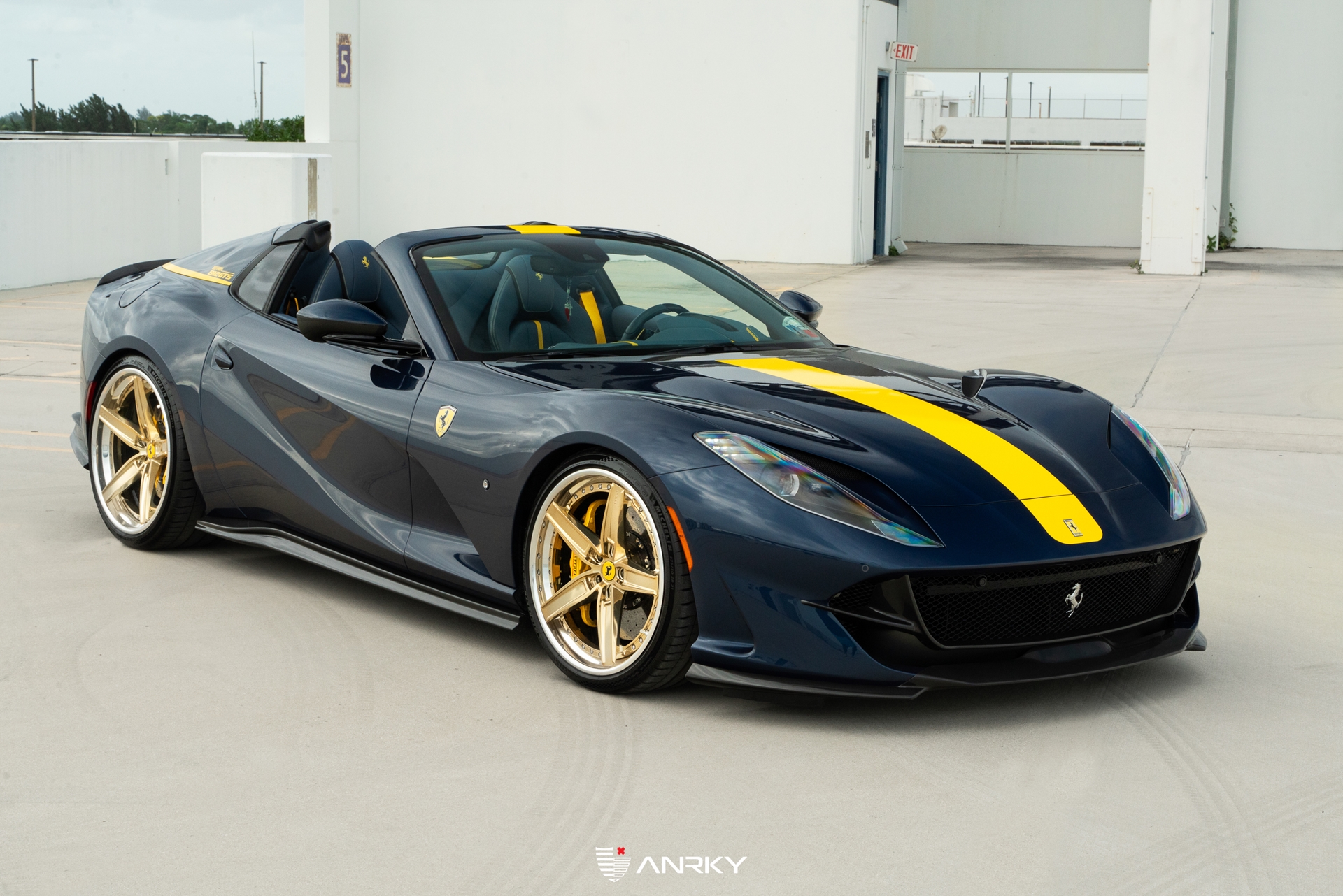 NOVITEC 812 GTS | TDF Blu | on ANRKY AN35 | Polished Gold