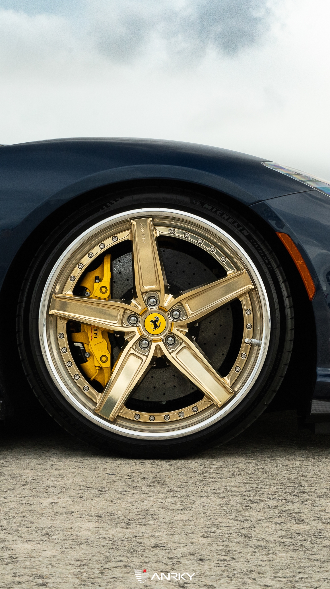 NOVITEC 812 GTS | TDF Blu | on ANRKY AN35 | Polished Gold