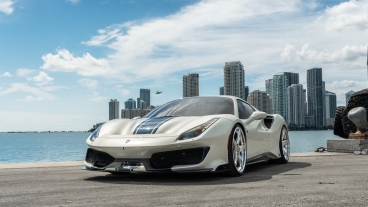 Ferrari 488 Pista | Bianco Avus | on ANRKY RS5.3 | Brushed Clear