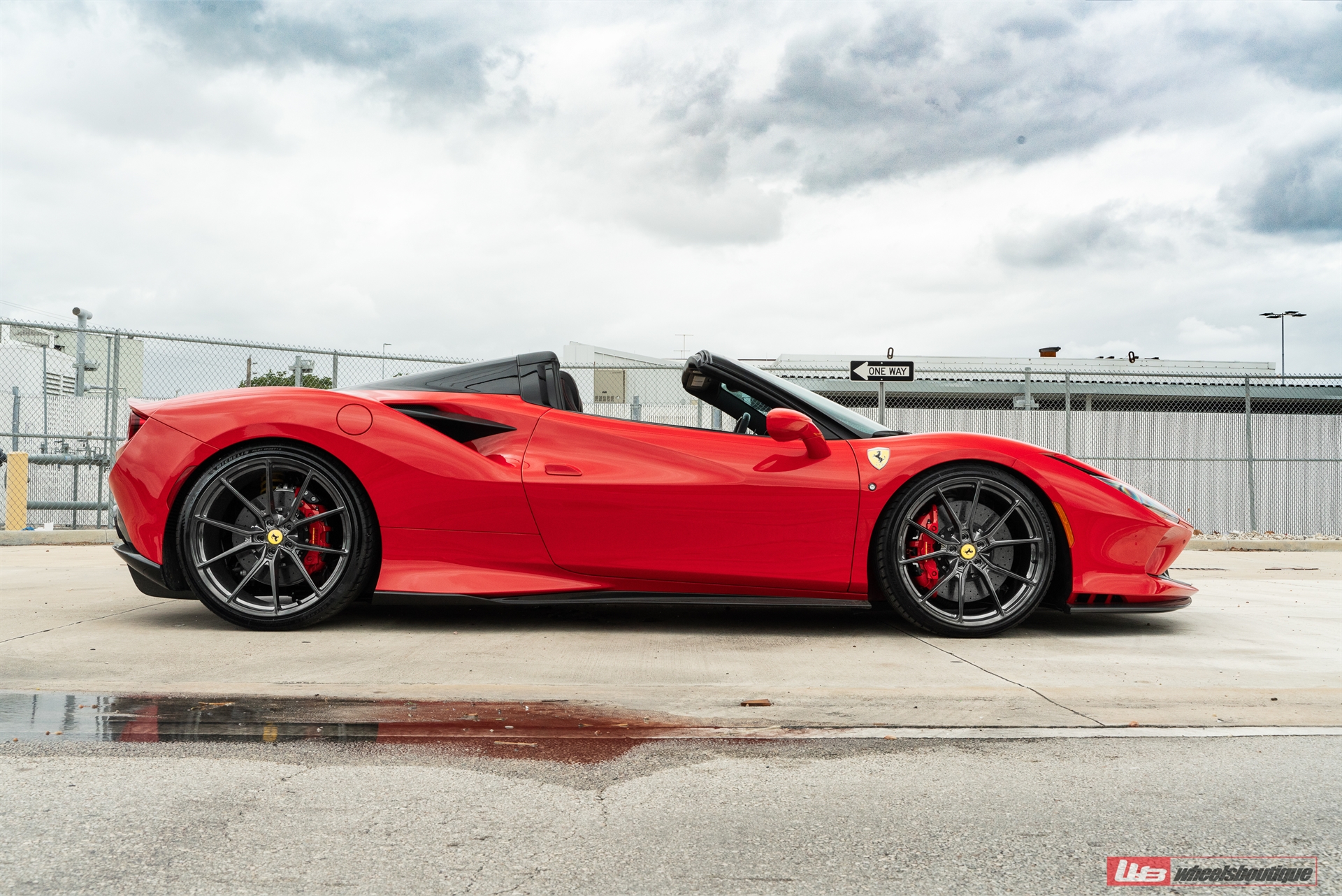 Novitec F8 Spider | Rosso Corsa | on ANRKY AN12 | Polished Smoke