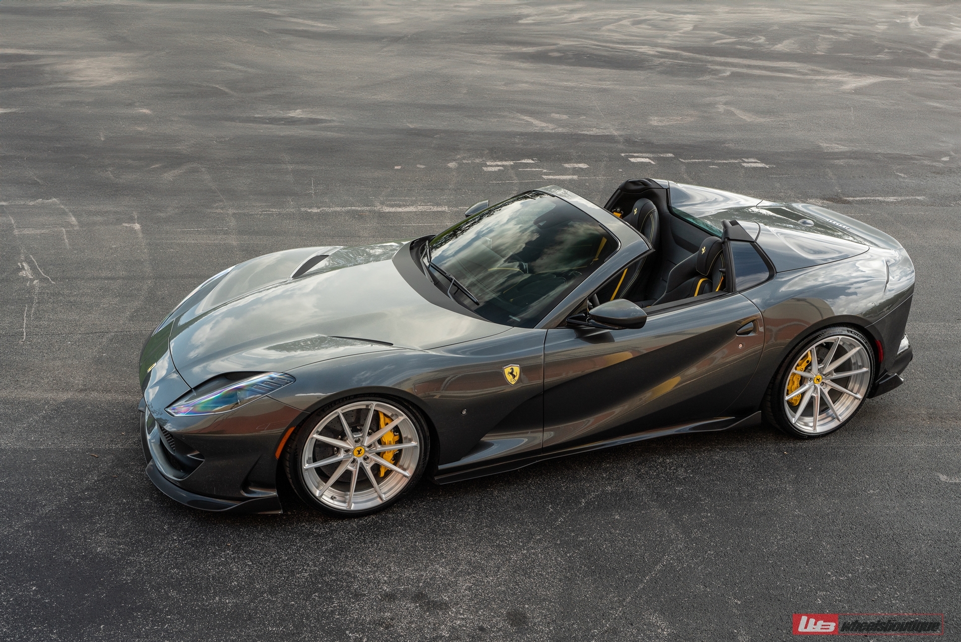 1016 Industries 812 GTS | Grigio Silverstone | on ANRKY AN28 | Brushed Clear