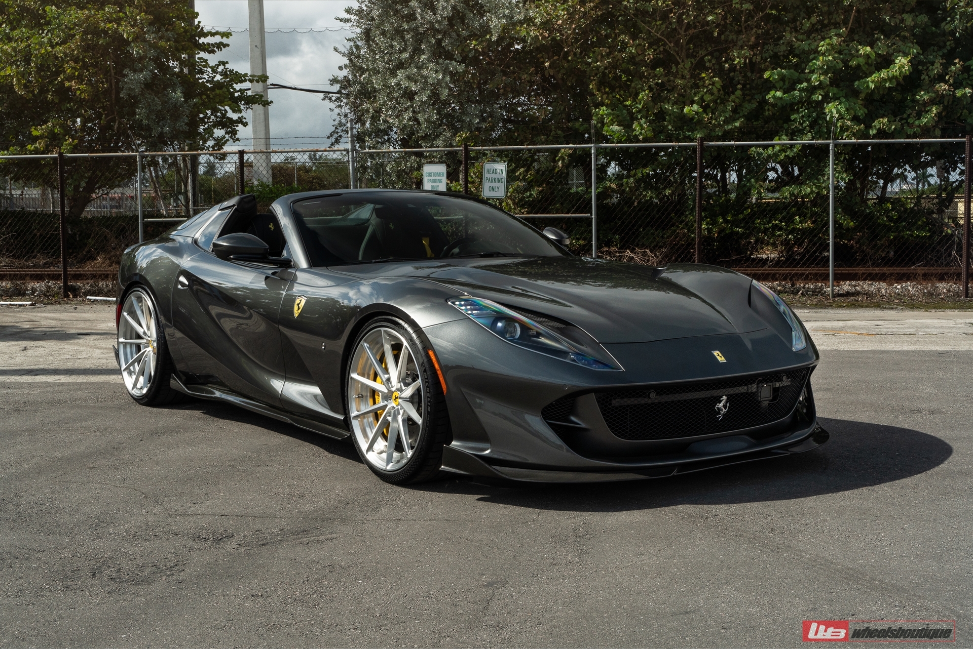 1016 Industries 812 GTS | Grigio Silverstone | on ANRKY AN28 | Brushed Clear