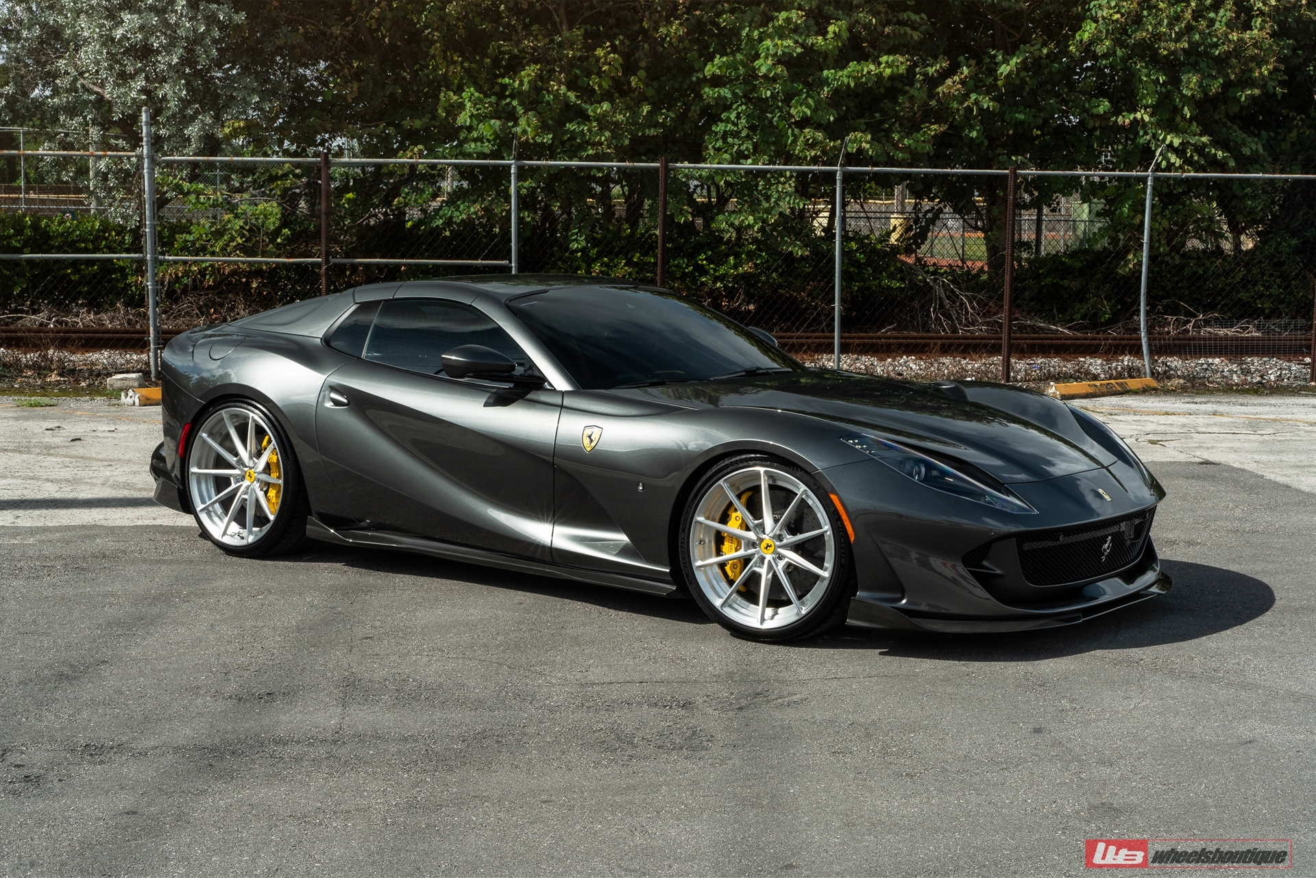 1016 Industries 812 GTS | Grigio Silverstone | on ANRKY AN28 | Brushed Clear