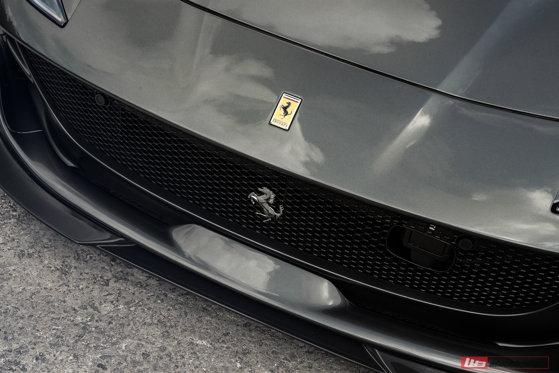 1016 Industries 812 GTS | Grigio Silverstone | on ANRKY AN28 | Brushed Clear