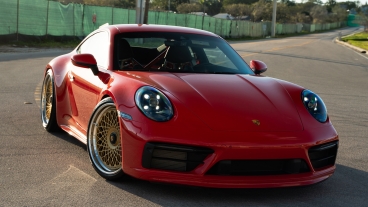 Porsche 992 Carrera GTS | Guards Red | 1886 S009 Wheels | Satin Gold