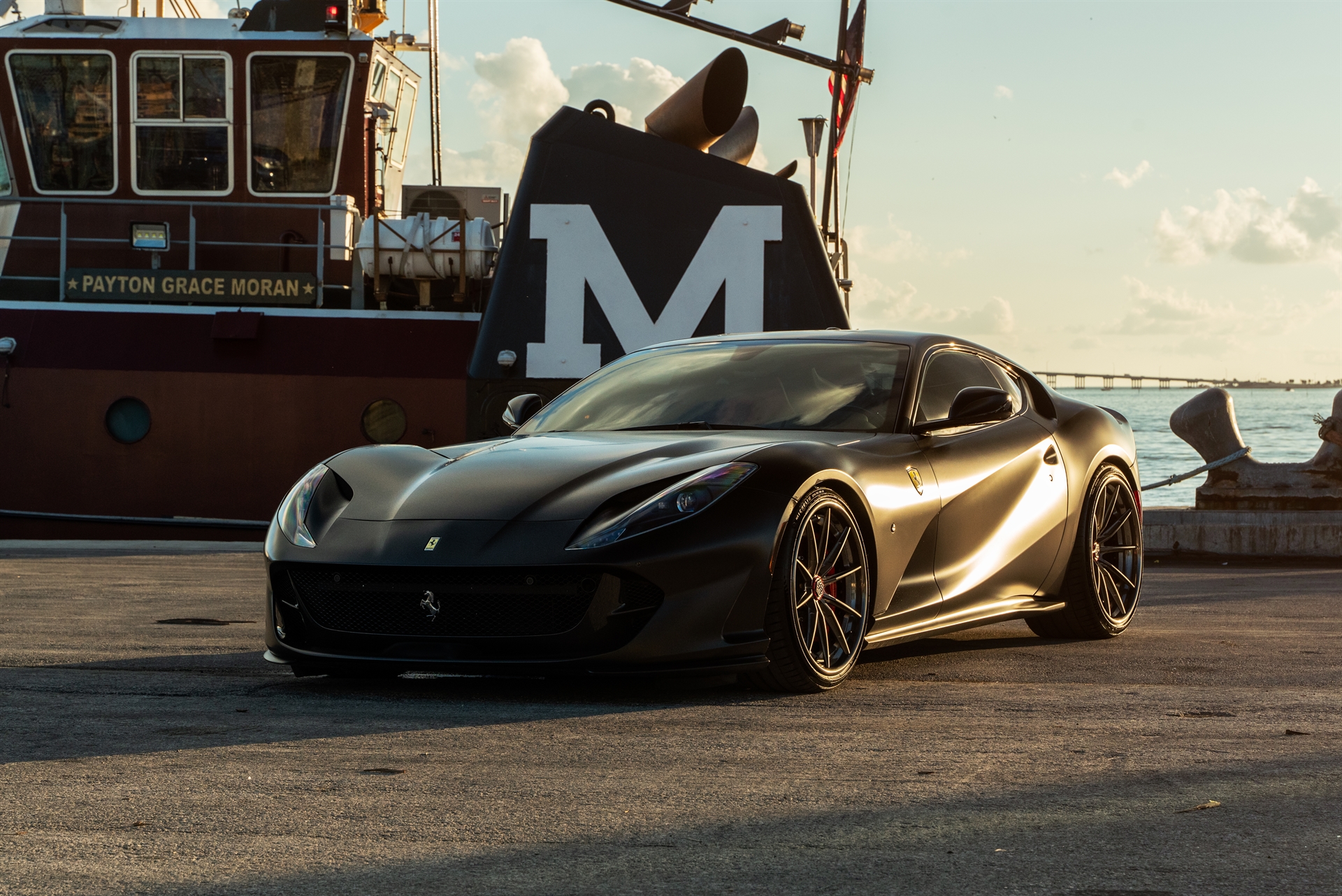 Ferrari 812 | Nero Opaco | on 1886 G-010 | Polished Smoke