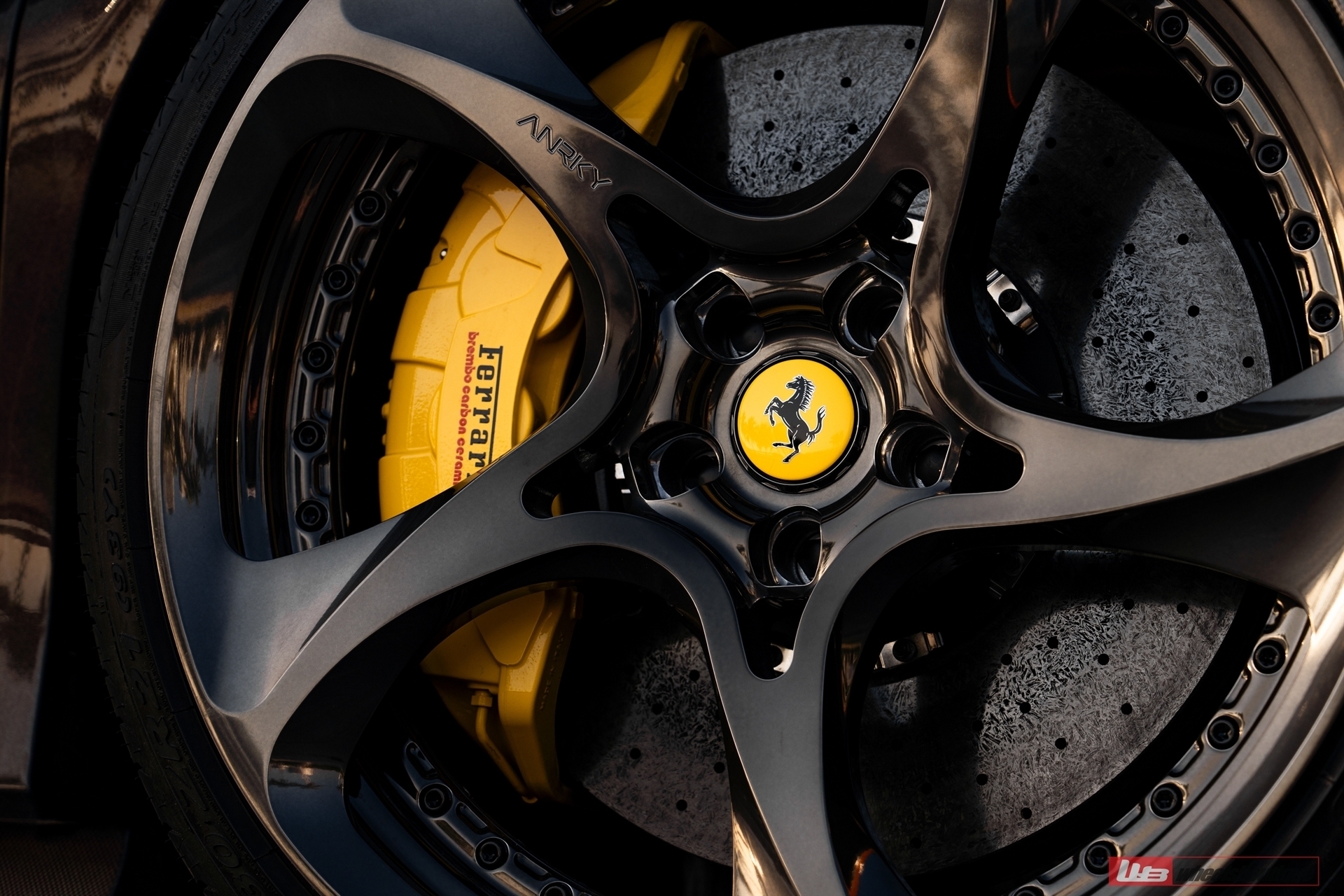 Ferrari SF90 Spider | Nero | on ANRKY XR-205 | Mirror Polished Smoke