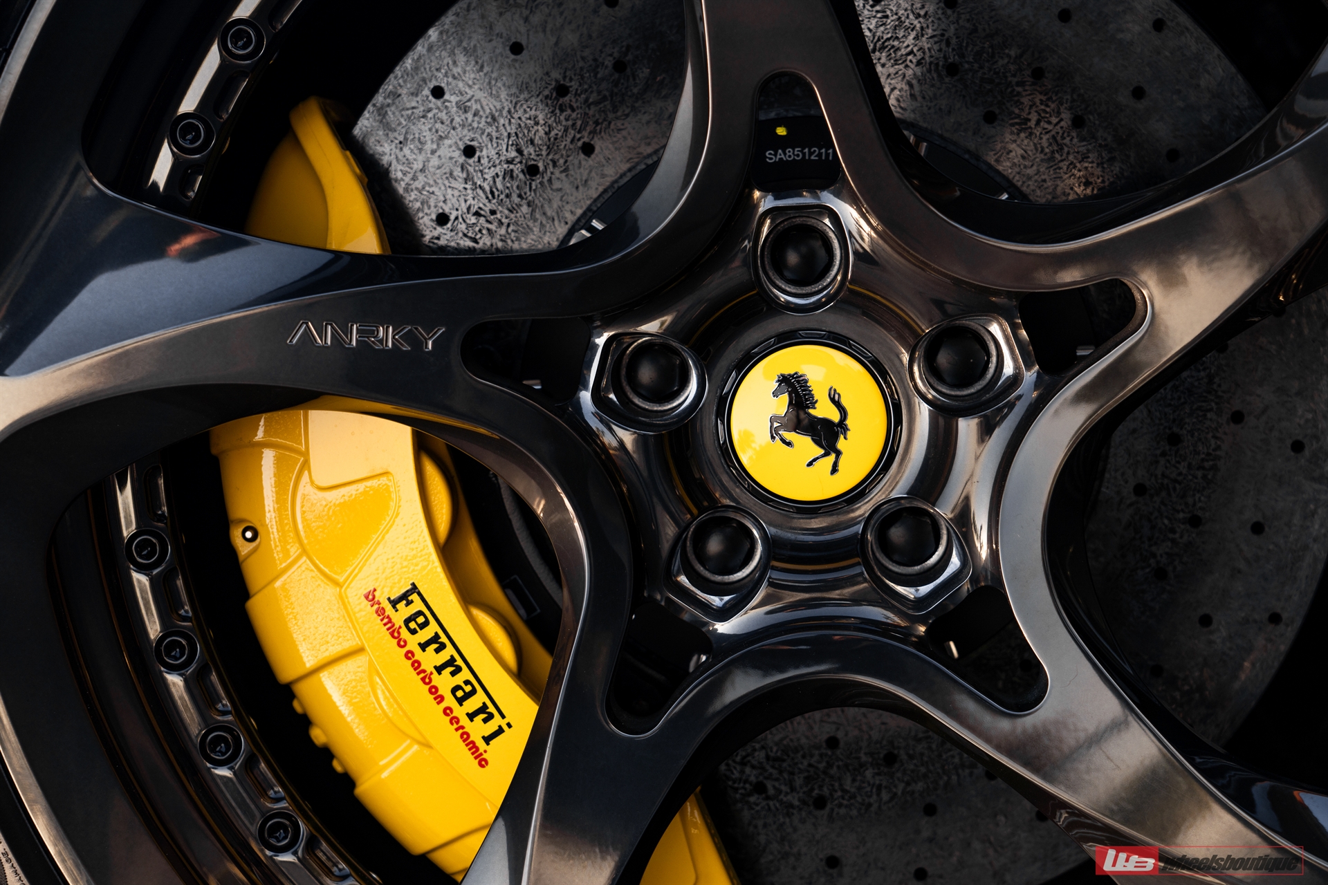 Ferrari SF90 Spider | Nero | on ANRKY XR-205 | Mirror Polished Smoke
