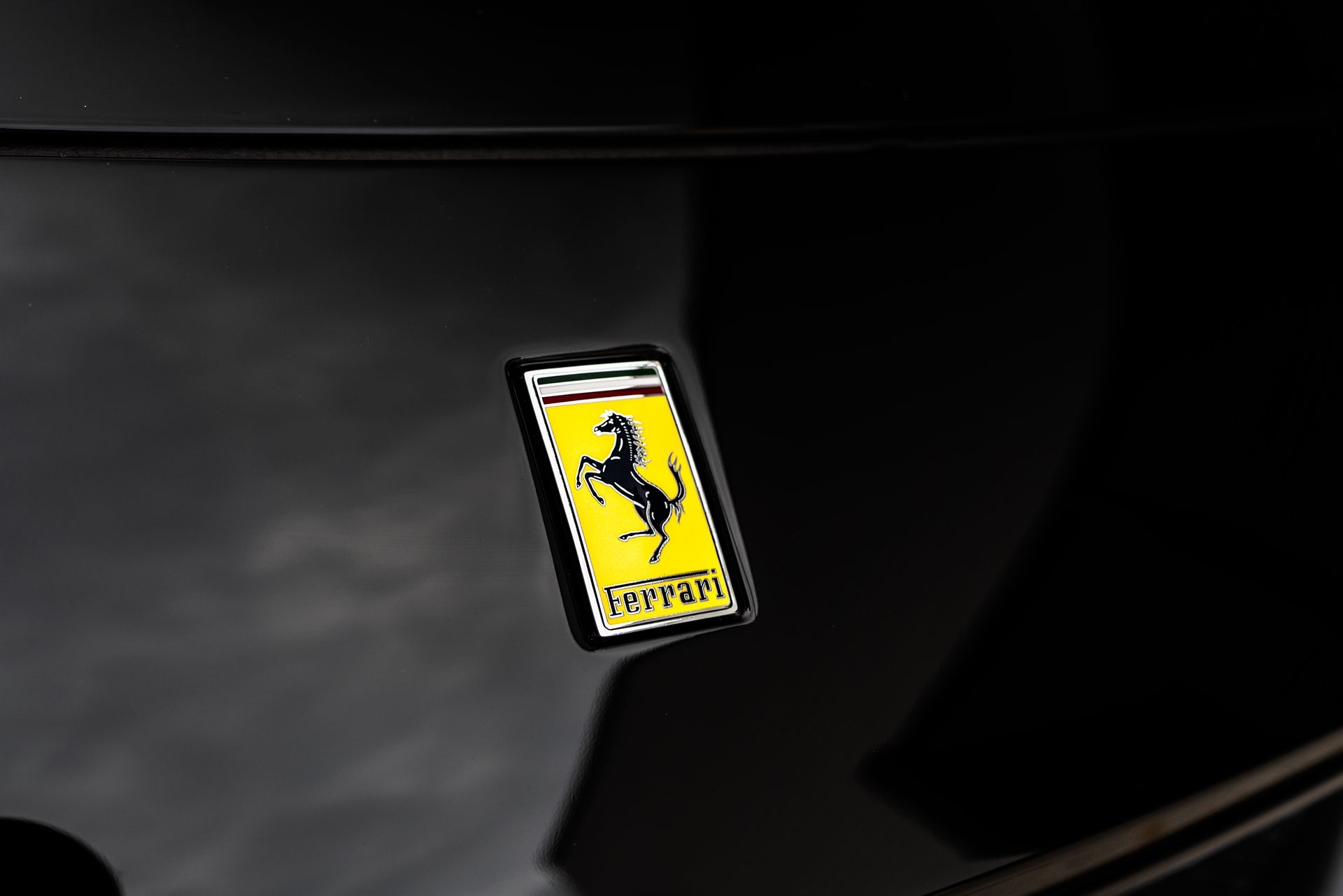 Ferrari Purosangue | Nero | on Novitec NF11 | Satin Black