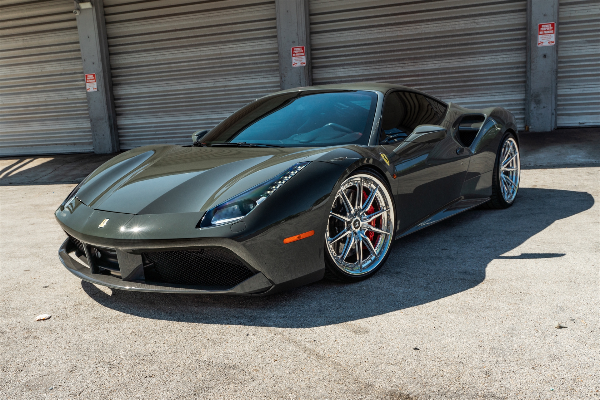 Ferrari 488 | Grigio Medio | on HRE S104SC | Polished Clear