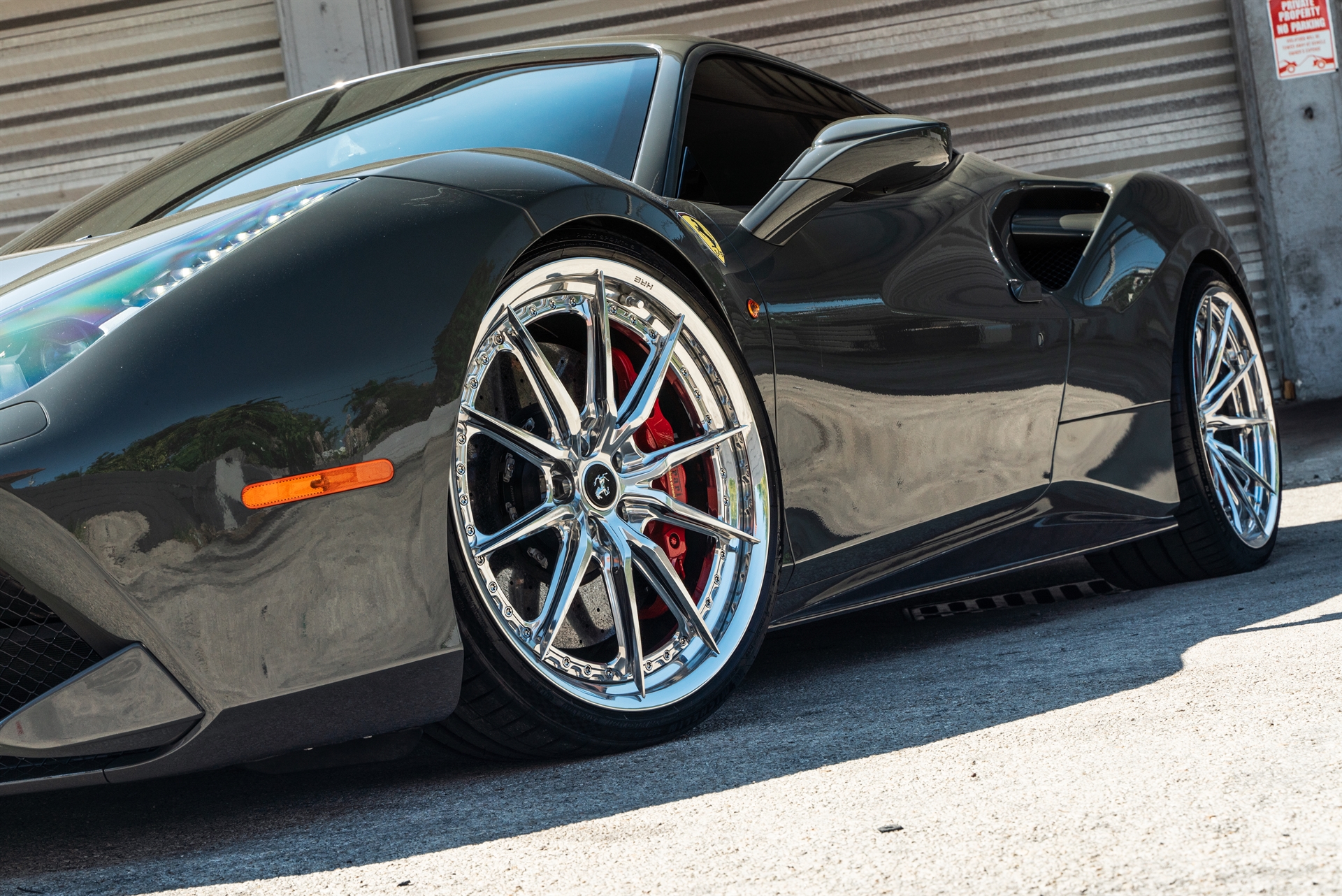 Ferrari 488 | Grigio Medio | on HRE S104SC | Polished Clear