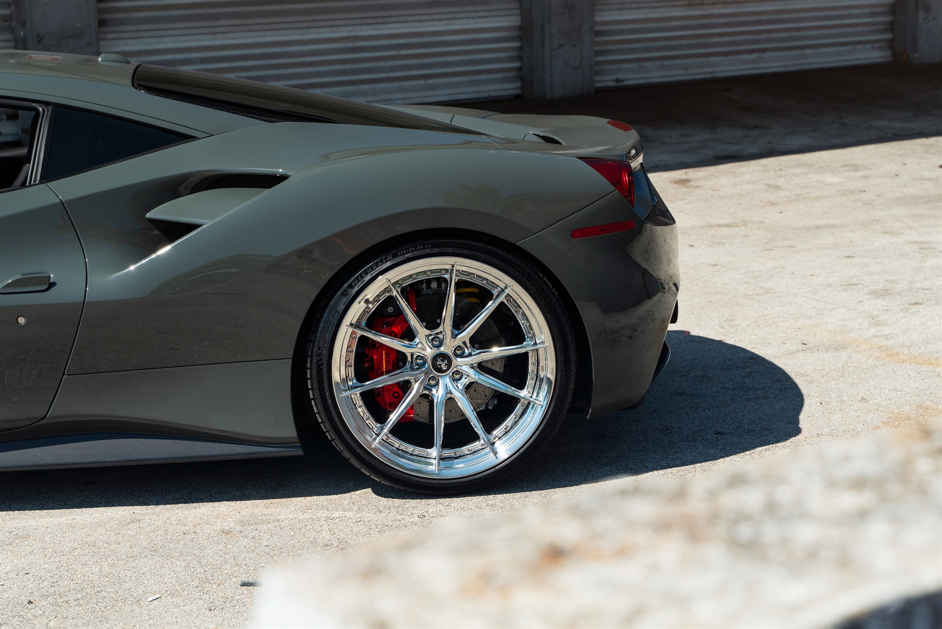 Ferrari 488 | Grigio Medio | on HRE S104SC | Polished Clear