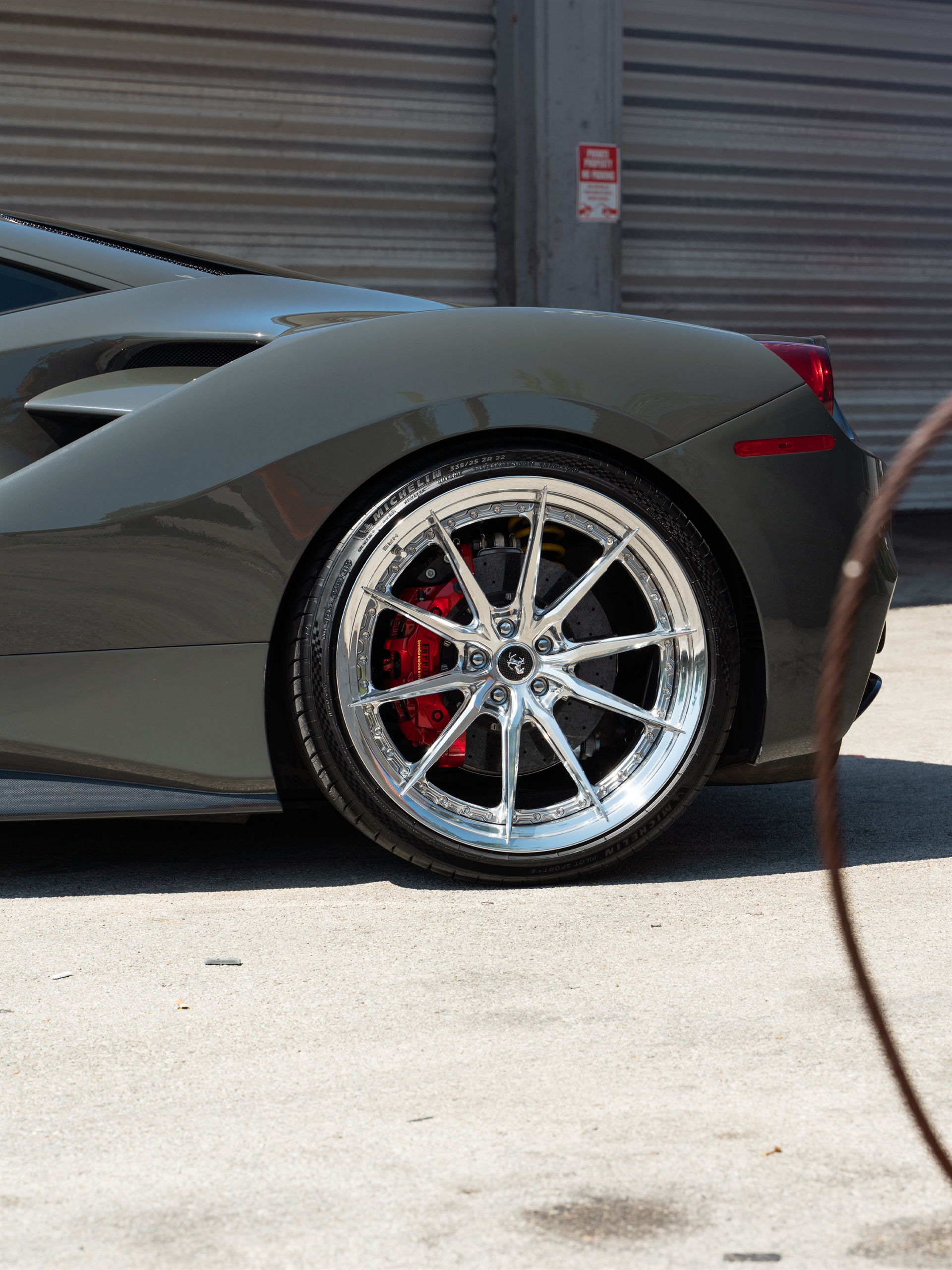 Ferrari 488 | Grigio Medio | on HRE S104SC | Polished Clear