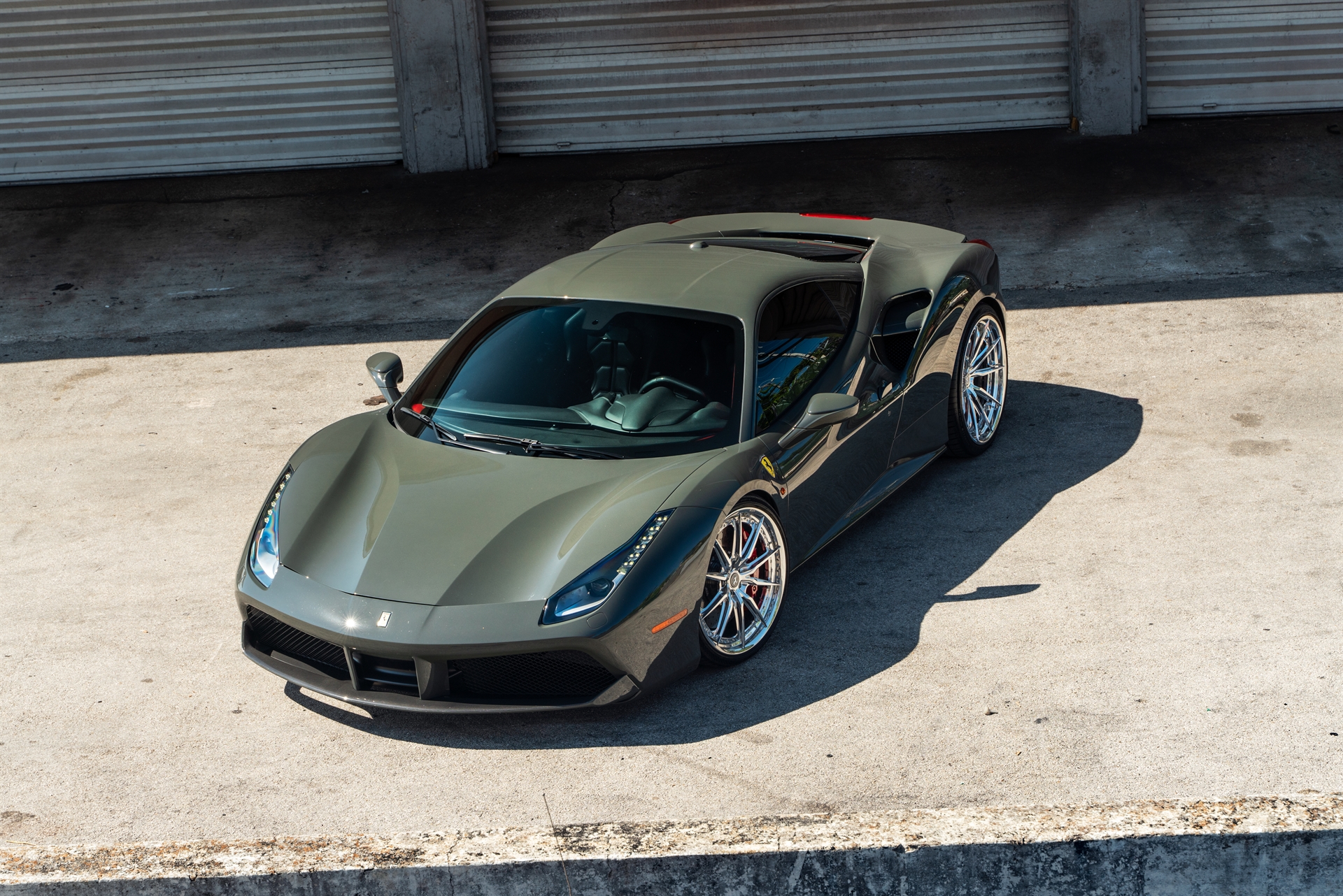 Ferrari 488 | Grigio Medio | on HRE S104SC | Polished Clear