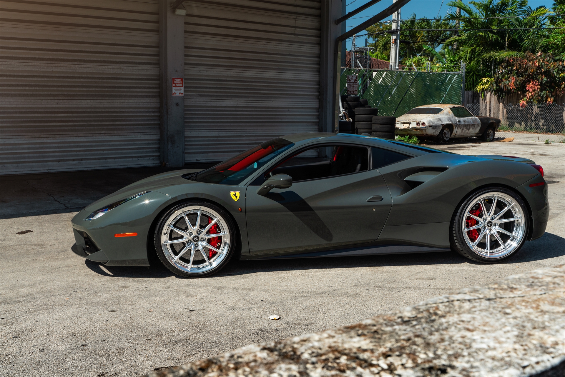 Ferrari 488 | Grigio Medio | on HRE S104SC | Polished Clear