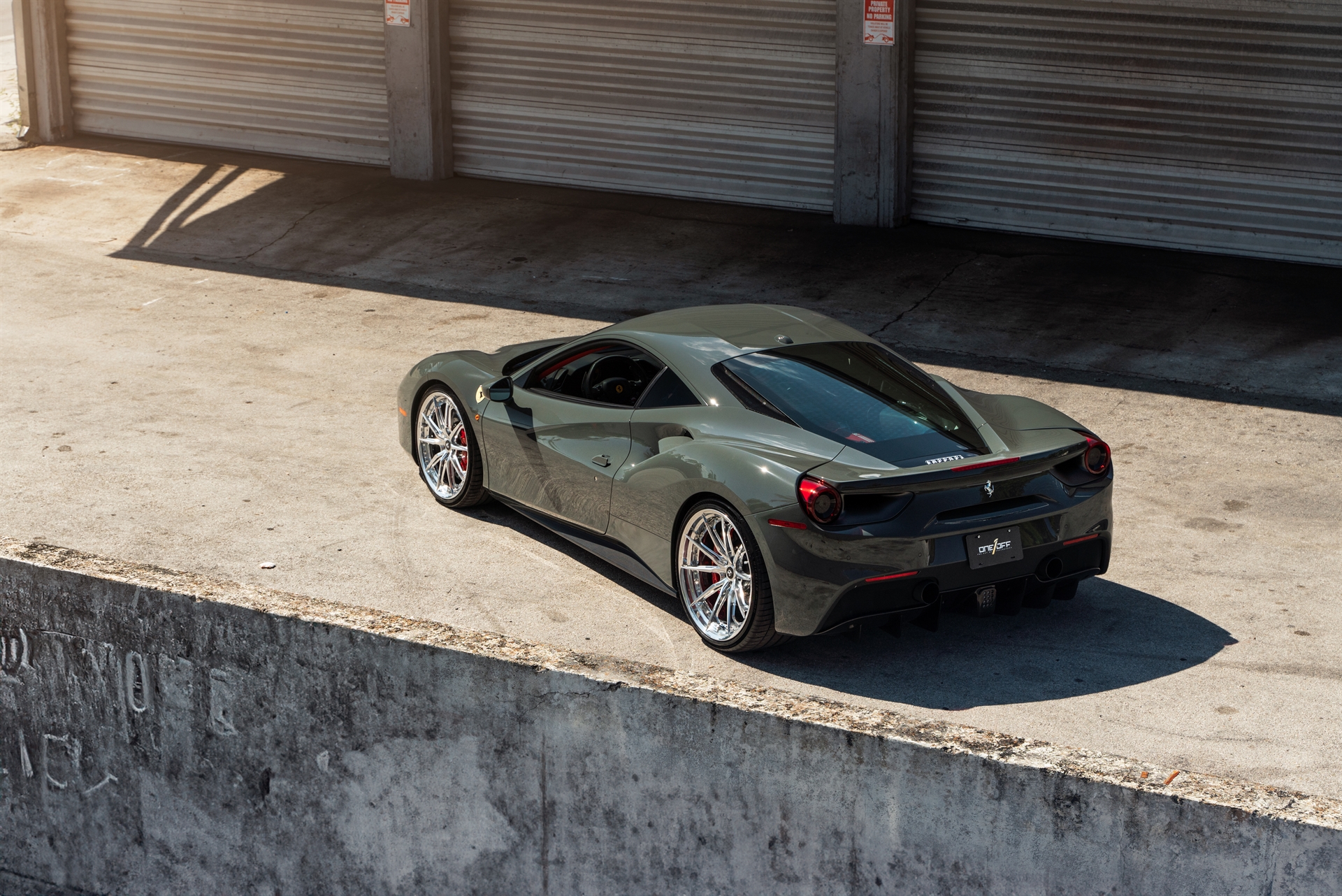 Ferrari 488 | Grigio Medio | on HRE S104SC | Polished Clear