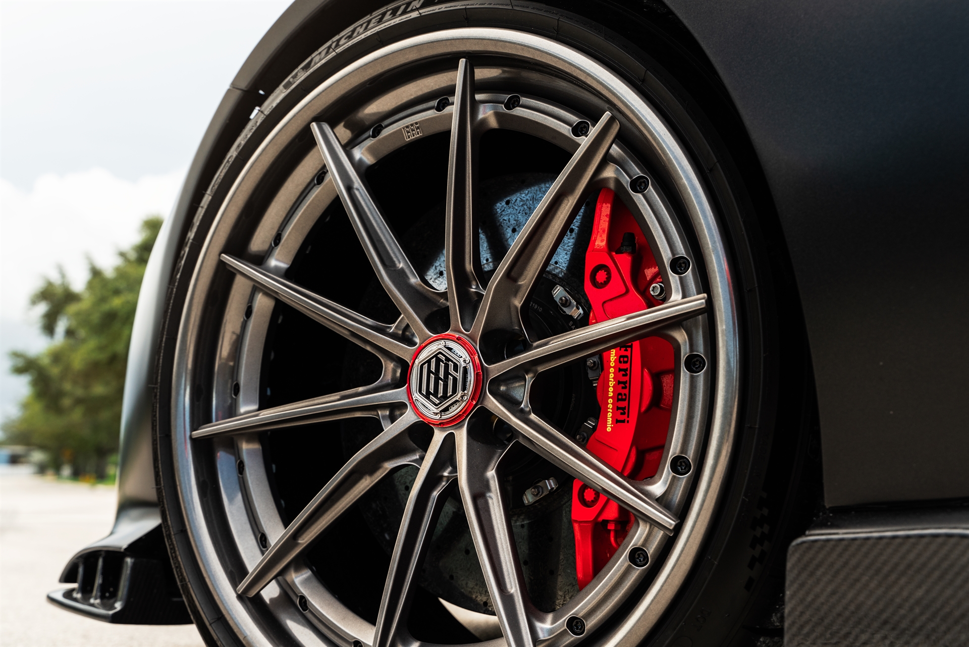 Duke Dynamics 812 | Nero Daytona | on 1886 G-010 | Polished Smoke