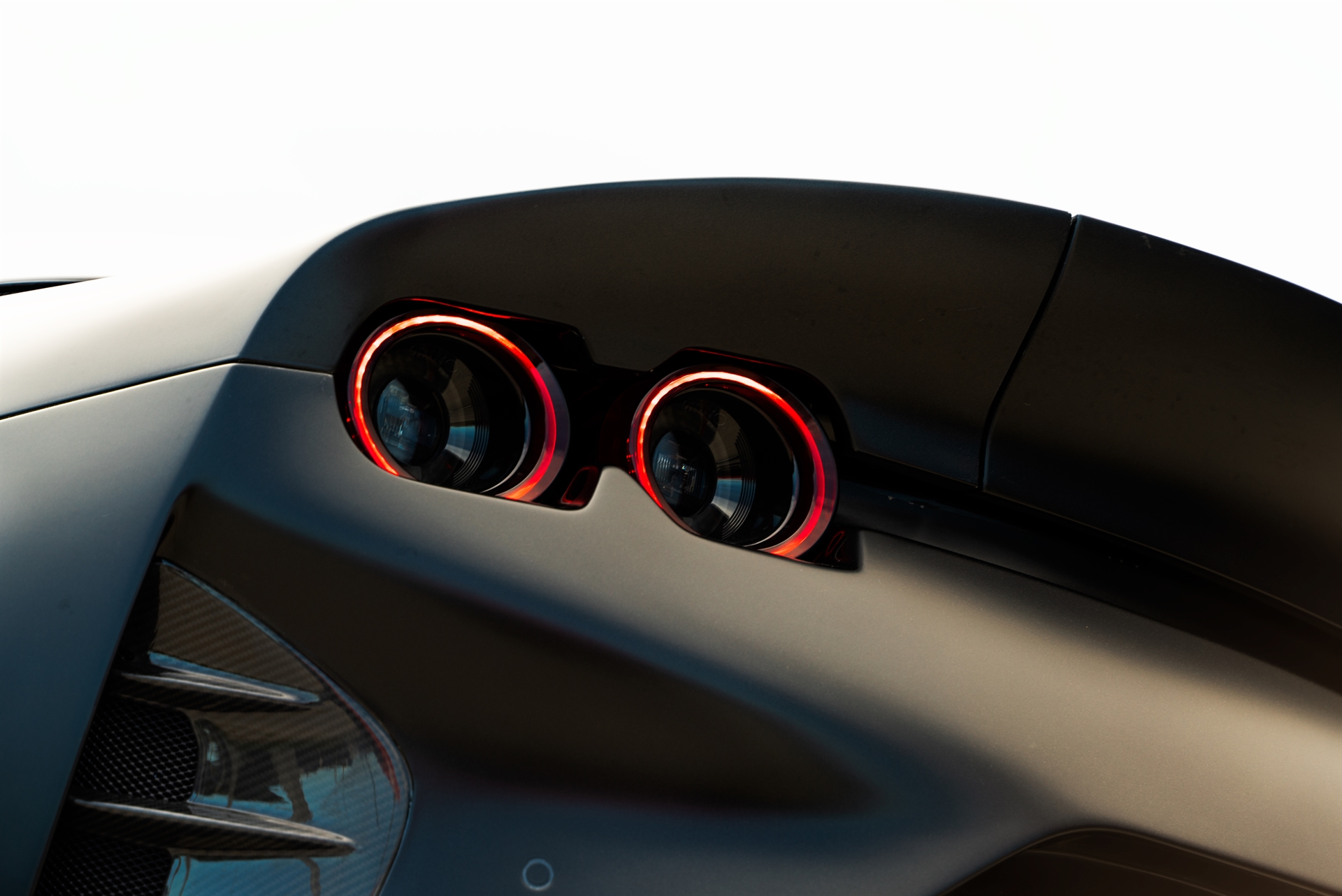 Duke Dynamics 812 | Nero Daytona | on 1886 G-010 | Polished Smoke