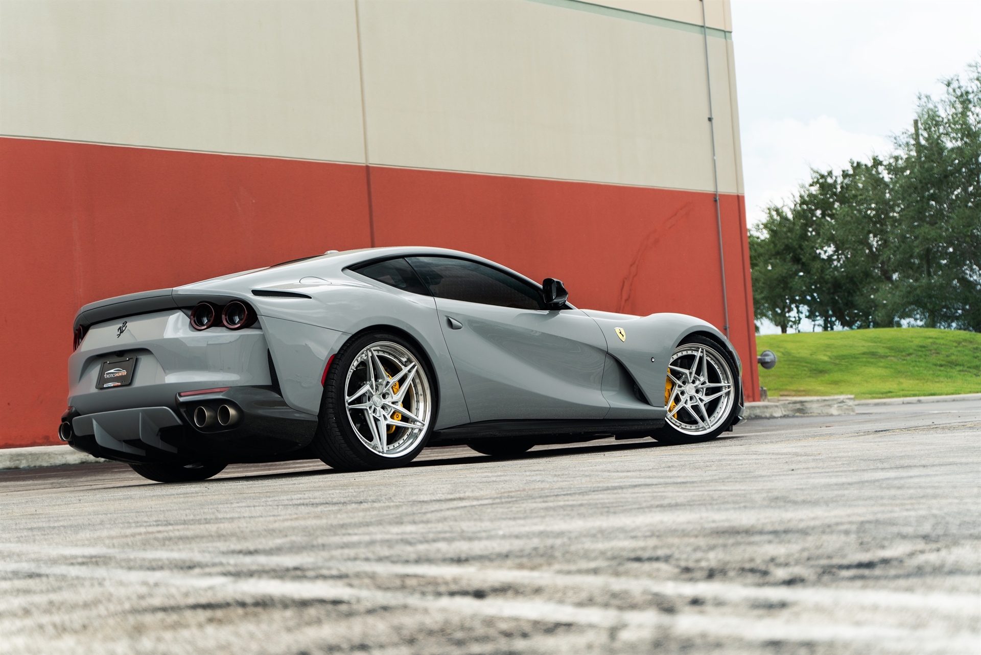 Ferrari 812 | Grigio Squallo | on ANRKY S3-X3 | Brushed Clear