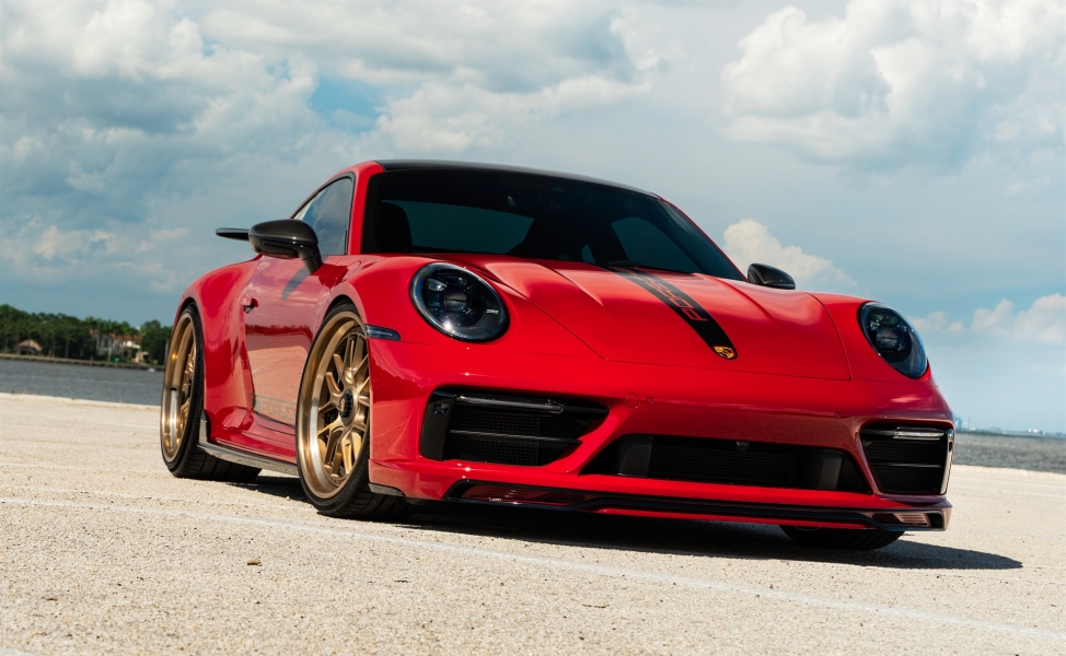 Porsche 992 GTS | Carmine Red | on 1886 Wheels S010| Brushed Champagne