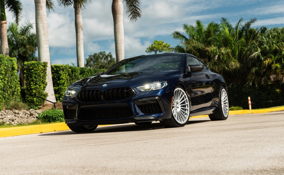 BMW M8 | Midnight Blue | on HRE 309M | Gloss Silver