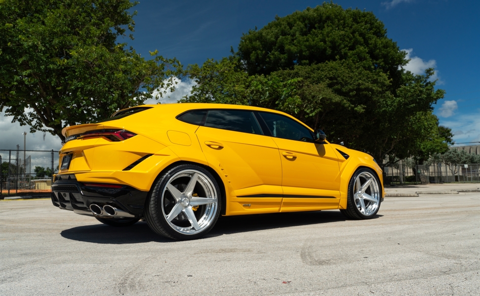 Novitec: Urus S | | on ANRKY RS5.3 | Brushed Clear